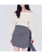 【フレイ アイディー/FRAY I.D】のワイドカラーオフショルダープルオーバー 人気、トレンドファッション・服の通販 founy(ファニー) ファッション Fashion レディースファッション Fashion for Women トップス・カットソー Cut & Sew Tops カジュアルプルオーバー・ニットトップス Pullovers & Knit Tops / Casual Pullovers ウォーム Warm Fabric シンプル Simple, Minimal スマート Smart, Elegant デコルテ Décolleté, Neckline エレガント 上品 Elegant 人気 Popular, Best Seller thumbnail WHT[001]|ID: prp329100004746109 ipo3291000000034533679