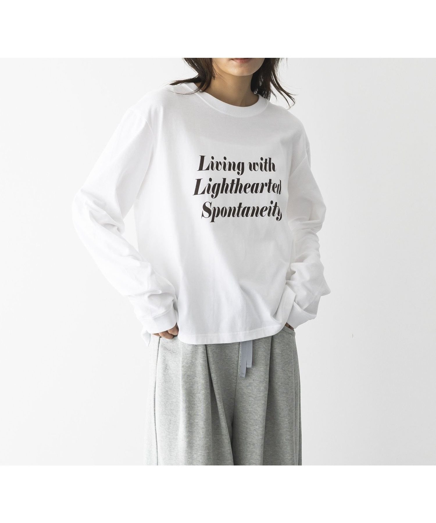 【ガレージ オブ グッド クロージング/GARAGE OF GOOD CLOTHING】のWhimsical ロゴロングプリント インテリア・キッズ・メンズ・レディースファッション・服の通販 founy(ファニー)  ファッション Fashion レディースファッション Fashion for Women おすすめ Recommended / Our Picks カットソー Cut and Sewn Top スタイリッシュ Stylish, Fashionable フェミニン Feminine, Girly プリント Print, Printed Pattern ポケット Pocket, Pocket Detail ロング Long, Long-Length ホワイト|ID: prp329100004746164 ipo3291000000034312520