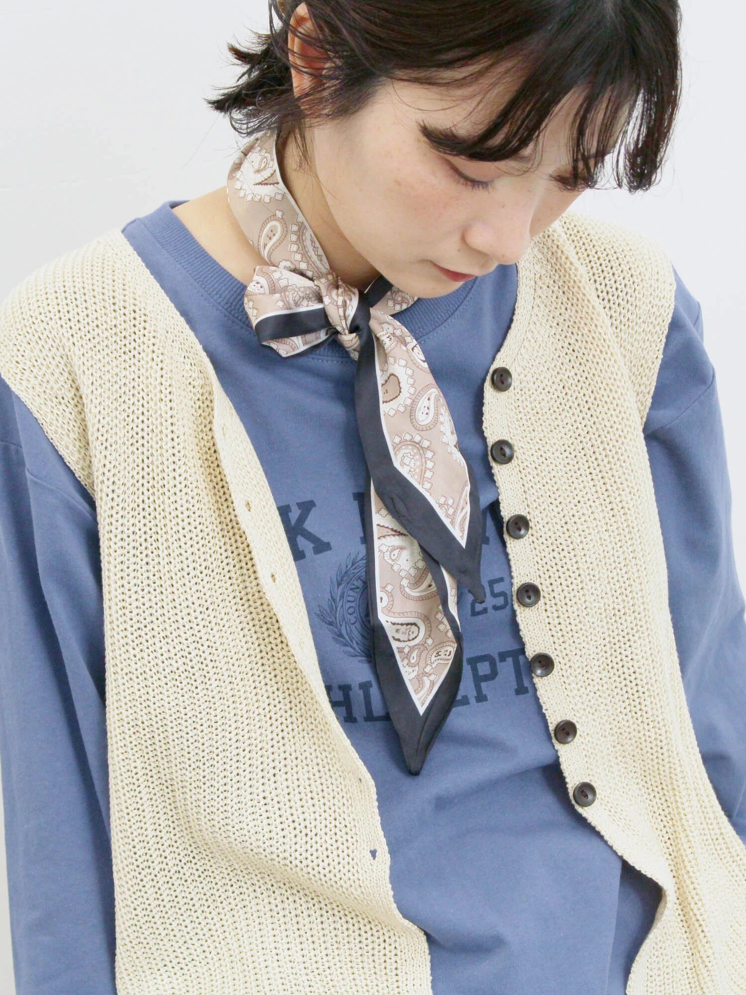 【サマンサモスモス/Samansa Mos2】のバンダナ付きニットベスト インテリア・キッズ・メンズ・レディースファッション・服の通販 founy(ファニー) 　ファッション　Fashion　レディースファッション　Fashion for Women　アウター　Coat / Outerwear Collection　トップス・カットソー　Cut & Sew Tops　ニット　Knit Tops & Sweaters　ベスト&ジレ / 重ね着スタイル　Vests & Gilets　おすすめ　Recommended / Our Picks　カットソー　Cut and Sewn Top　バンダナ　Bandana, Head Scarf　ベスト　Vest, Waistcoat　キナリ|ID: prp329100004746213 ipo3291000000034312774