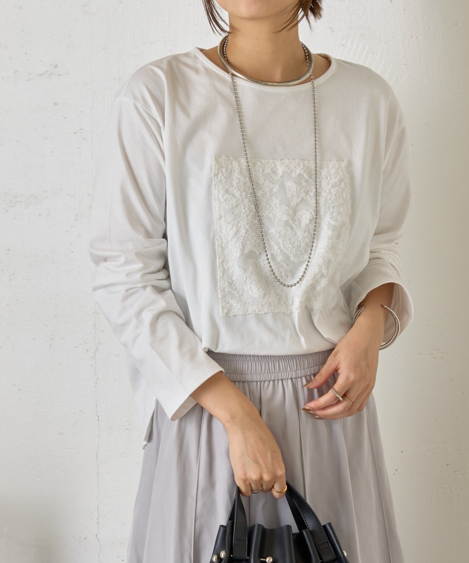 【ジェナ エスパス メルヴェイユ/Jena espace merveilleux】のカットジャガードロンT インテリア・キッズ・メンズ・レディースファッション・服の通販 founy(ファニー)  ファッション Fashion レディースファッション Fashion for Women トップス・カットソー Cut & Sew Tops ロングTシャツ・Tシャツ Longline T-Shirts & Tees シンプル Simple, Minimal スマート Smart, Elegant バランス Balance, Style Balance ベーシック Basic, Essential 無地 Plain, Solid Color 再入荷 Restock / Back in Stock おすすめ Recommended / Our Picks 旅行 Travel オフホワイト|ID: prp329100004746267 ipo3291000000034313092