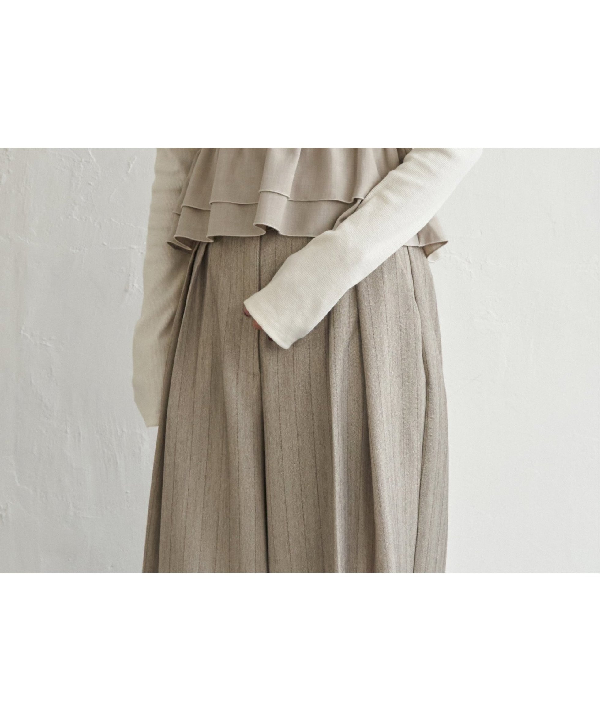 【ノッチ/notch】のビスチェ風レイヤードロンT インテリア・キッズ・メンズ・レディースファッション・服の通販 founy(ファニー) ファッション Fashion レディースファッション Fashion for Women トップス・カットソー Cut & Sew Tops ロングTシャツ・Tシャツ Longline T-Shirts & Tees ビスチェ Bustiers & Corset Tops / Layered Bustier Style ショート Short, Short Length トレンド Trend, Trending Now バランス Balance, Style Balance ビスチェ Bustier, Corset Top フリル Frill, Ruffle ベーシック Basic, Essential ボトム Bottoms, Lower Wear ワイド Wide, Wide Fit おすすめ Recommended / Our Picks アイボリー|ID: prp329100004746532 ipo3291000000034486070