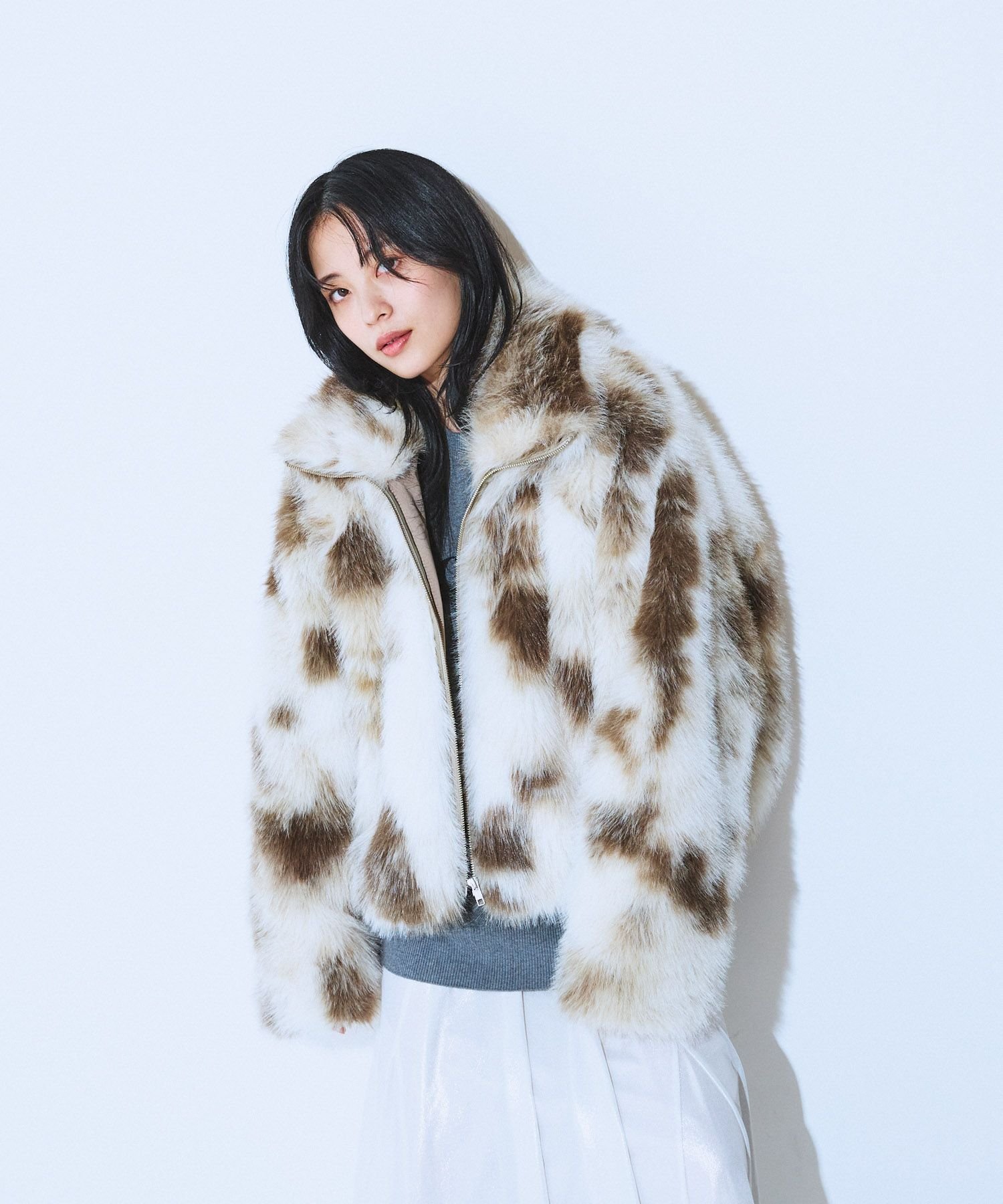 【ジーナシス/JEANASiS】のMIXカラーファーブルゾン インテリア・キッズ・メンズ・レディースファッション・服の通販 founy(ファニー) ファッション Fashion レディースファッション Fashion for Women アウター Coat / Outerwear Collection ブルゾンジャケット・スポーティアウター Blouson Jackets コンパクト Compact, Small Size バランス Balance, Style Balance ブルゾン Blouson, Bomber Jacket ボトム Bottoms, Lower Wear ランダム Random, Irregular ワイド Wide, Wide Fit 冬 Winter / This Winter ホワイト系その他|ID: prp329100004746564 ipo3291000000034786788