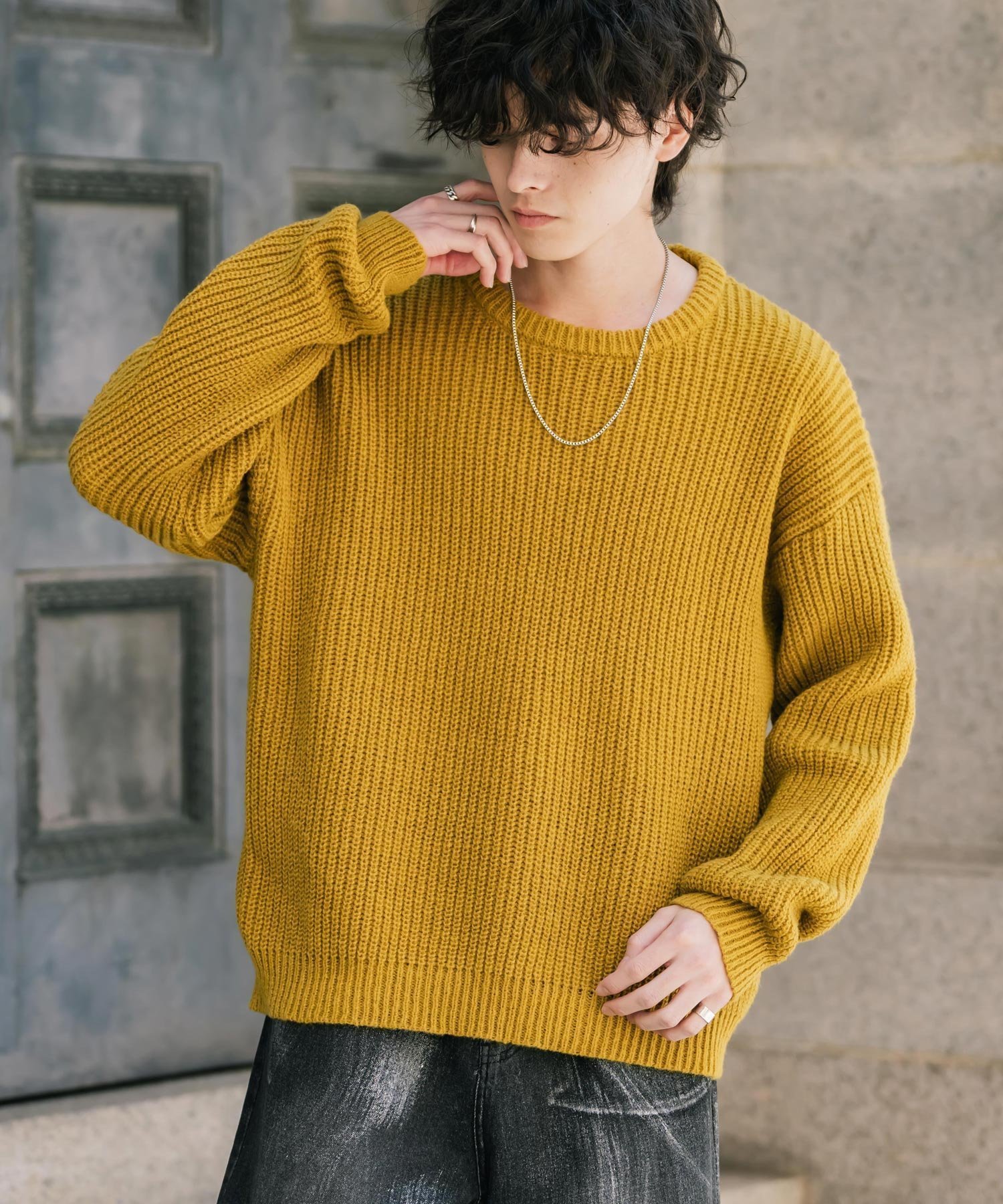 【ロッキーモンロー/Rocky Monroe】のオーバーサイズ畦編みクルーニットセーター インテリア・キッズ・メンズ・レディースファッション・服の通販 founy(ファニー) 　ファッション　Fashion　レディースファッション　Fashion for Women　トップス・カットソー　Cut & Sew Tops　ニット　Knit Tops & Sweaters　畦編みニット・テクスチャードトップス　Ribbed Knit Sweaters / Textured Knit Tops　インナー　Innerwear　畦　Ribbed Knit　シンプル　Simple, Minimal　スラックス　Slacks, Dress Pants　デニム　Denim, Jeans Material　ハイネック　High Neck, Mock Neck　バランス　Balance, Style Balance　フェミニン　Feminine, Girly　メンズ　Men's, Menswear　リラックス　Relax, Relaxed Fit　再入荷　Restock / Back in Stock　おすすめ　Recommended / Our Picks　マスタード|ID: prp329100004746804 ipo3291000000034513930