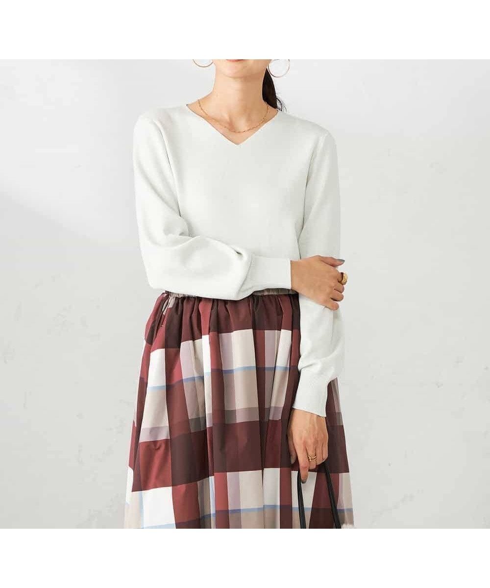 【アー ヴェー ヴェー/a.v.v】の【洗える】ラメVネック美ラクるパフスリーブニット インテリア・キッズ・メンズ・レディースファッション・服の通販 founy(ファニー) ファッション Fashion レディースファッション Fashion for Women トップス・カットソー Cut & Sew Tops ニット Knit Tops & Sweaters Vネックトップス V-Neck Tops / V-Cut Neckline Shirts インナー Innerwear 洗える Machine Washable ジャケット Jacket, Outerwear スリーブ Sleeve, Long Sleeve / Short Sleeve 人気 Popular, Best Seller ボトム Bottoms, Lower Wear 再入荷 Restock / Back in Stock エレガント 上品 Elegant ビジネス 仕事 通勤 Business / Work / Commuting アイボリー|ID: prp329100004746845 ipo3291000000034573577