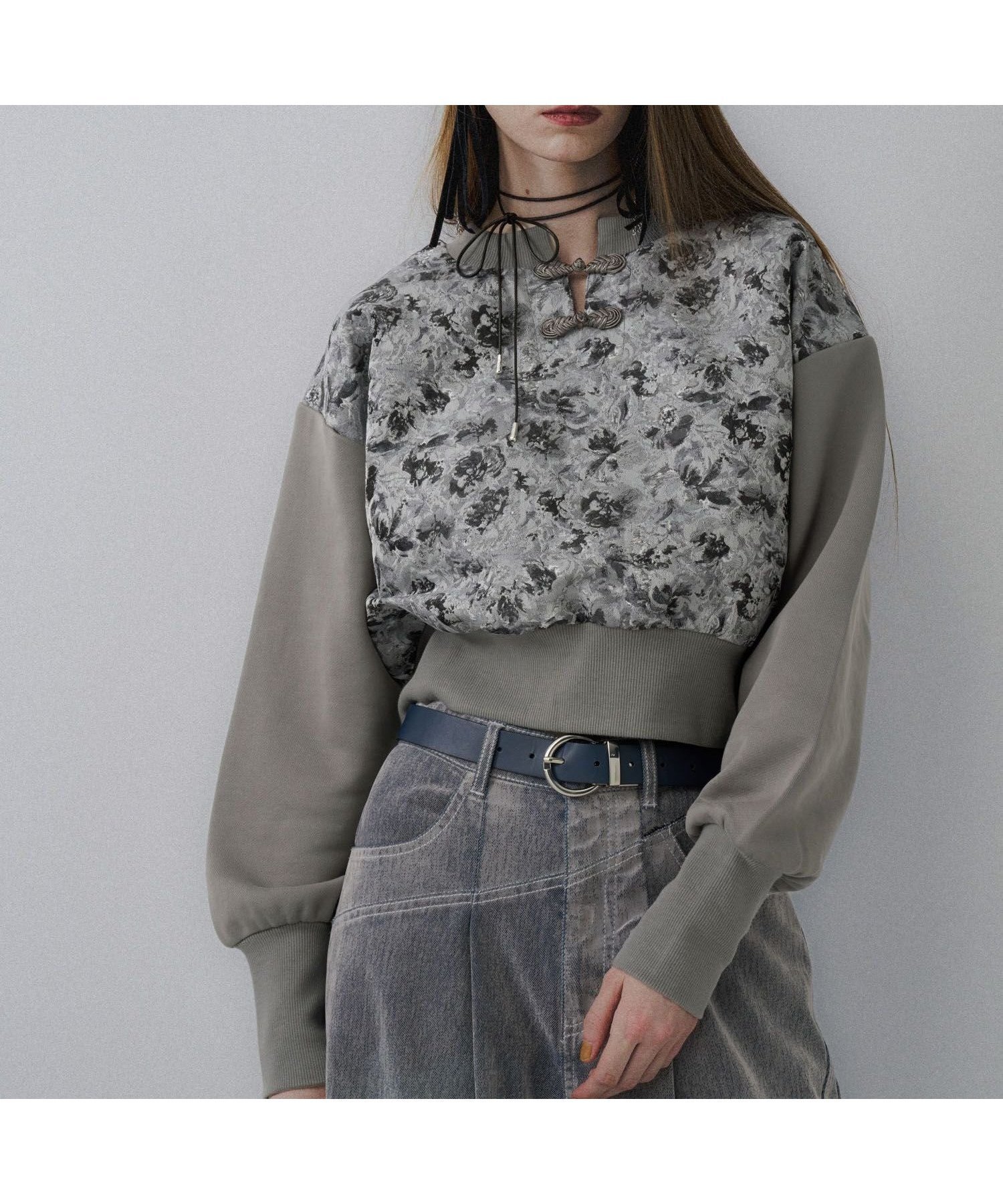 【ハレ/HARE】のチャイナスウェット インテリア・キッズ・メンズ・レディースファッション・服の通販 founy(ファニー) 　ファッション　Fashion　レディースファッション　Fashion for Women　トップス・カットソー　Cut & Sew Tops　レディースパーカー・カジュアルフーディー　Casual Hoodies & Sweatshirts　スウェット・クルーネックトップス　Sweatshirts & Crewnecks / Relaxed Fit Sweat Tops　おすすめ　Recommended / Our Picks　ウェーブ　Wavy Pattern　ショート　Short, Short Length　シルバー　Silver, Metallic Silver　スウェット / スエット　Sweatshirt, Sweatwear　ストレート　Straight, Straight Cut　チュニック　Tunic, Long Top　ルーズ　Loose, Oversized　ワイド　Wide, Wide Fit　ヴィンテージ　Vintage Style　定番　Standard, Basic Item　グレー12|ID: prp329100004746873 ipo3291000000034647981