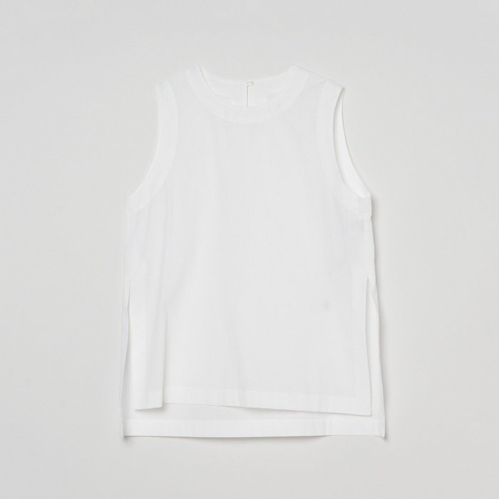 【エリオポール/heliopole】のSIDE SLIT SLEEVELESS インテリア・キッズ・メンズ・レディースファッション・服の通販 founy(ファニー) https://founy.com/ ファッション Fashion レディースファッション Fashion for Women トップス・カットソー Cut & Sew Tops サッカー Seersucker, Summer Fabric シンプル Simple, Minimal スリット Slit, Slit Detail タイプライター Typewriter Fabric, Crisp Cotton ノースリーブ Sleeveless, No-Sleeve |ID: prp329100004746895 ipo3291000000034319651