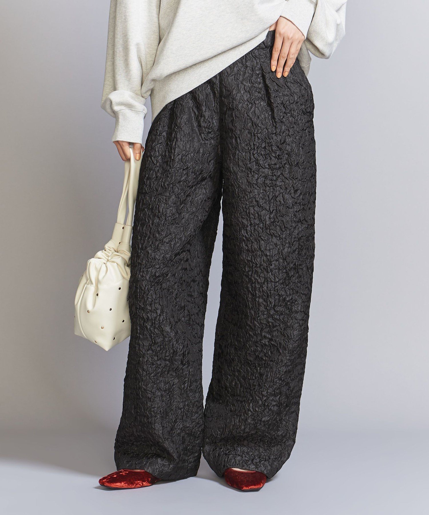 【ユナイテッドアローズ/UNITED ARROWS】のブライトジャカード タックパンツ インテリア・キッズ・メンズ・レディースファッション・服の通販 founy(ファニー) 　ファッション　Fashion　レディースファッション　Fashion for Women　パンツ　Pants & Trousers　カーディガン　Cardigan, Knitwear　シンプル　Simple, Minimal　ジャカード／ジャガード　Jacquard, Woven Pattern　ストレート　Straight, Straight Cut　スリーブ　Sleeve, Long Sleeve / Short Sleeve　フレア　Flare, Flared　ブライト　Bright, Shiny　アウトレット　Outlet / Clearance　おすすめ　Recommended / Our Picks　BLACK|ID: prp329100004747513 ipo3291000000034620282