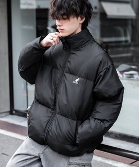 【ロッキーモンロー/Rocky Monroe】のKANGOL 別注コラボ オーバーサイズファイバーダウン中綿ジャケット 人気、トレンドファッション・服の通販 founy(ファニー) ファッション Fashion レディースファッション Fashion for Women アウター Coat / Outerwear Collection レディースジャケット・軽アウター Jackets インナー Innerwear カットソー Cut and Sewn Top コラボ Collaboration, Collab 軽量 Lightweight, Ultra Light ショート Short, Short Length シンプル Simple, Minimal ジャケット Jacket, Outerwear スタンド Stand Collar, Upright Stand タフタ Taffeta, Structured Fabric ダウン Down, Puffer トレンド Trend, Trending Now トレーナー Sweatshirt, Trainer ドローコード Drawcord, Drawstring Cord 人気 Popular, Best Seller バランス Balance, Style Balance ビッグ Big, Oversized フィット Fit, Slim Fit 別注 Limited Edition, Custom Order 防寒 Cold Protection, Winter-Ready メンズ Men's, Menswear ワイド Wide, Wide Fit ワンポイント One Point, Statement Accent 再入荷 Restock / Back in Stock おすすめ Recommended / Our Picks エレガント 上品 Elegant |ID:prp329100004747525