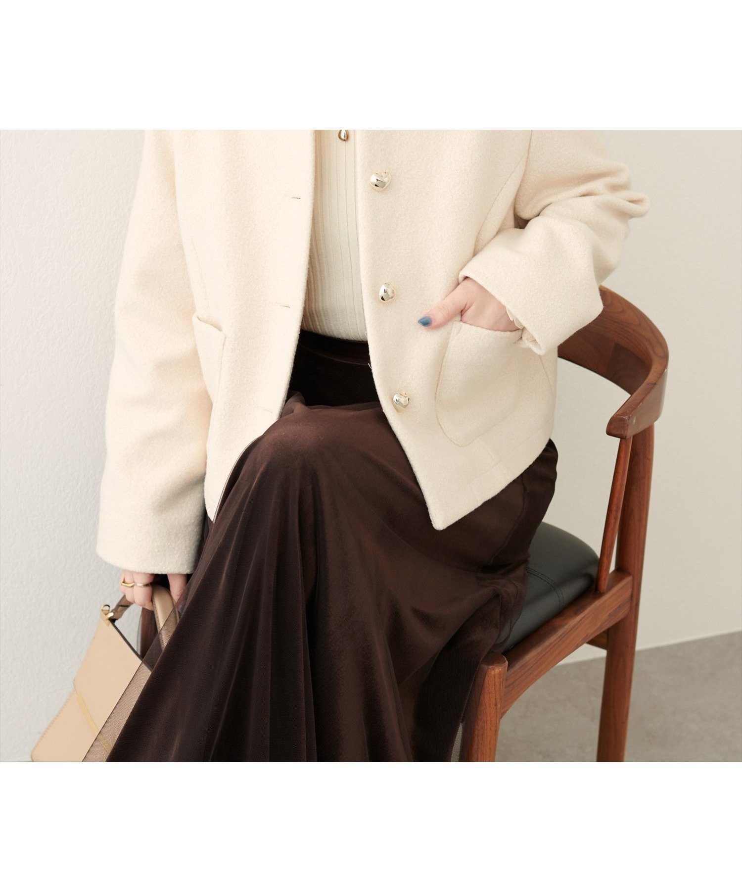 【ナチュラルクチュール/natural couture】の【WEB限定】ハート釦ほっこり素材コートジャケット インテリア・キッズ・メンズ・レディースファッション・服の通販 founy(ファニー) 　ファッション　Fashion　レディースファッション　Fashion for Women　アウター　Coat / Outerwear Collection　コート・ロングコート・ピーコート　Long Coats, Peacoats & More　レディースジャケット・軽アウター　Jackets　インナー　Innerwear　エレガント 上品　Elegant　カットソー　Cut and Sewn Top　ジャケット　Jacket, Outerwear　スニーカー　Sneakers, Trainers　タートルネック　Turtleneck, High Neck　デニム　Denim, Jeans Material　フェミニン　Feminine, Girly　フロント　Front, Front Design　マニッシュ　Mannish, Boyish　マフラー　Scarf, Muffler　再入荷　Restock / Back in Stock　おすすめ　Recommended / Our Picks　2025年　2025　2025-2026秋冬・A/W　Autumn/Winter 2025–26 AW25–26　アイボリー|ID: prp329100004747636 ipo3291000000034472230