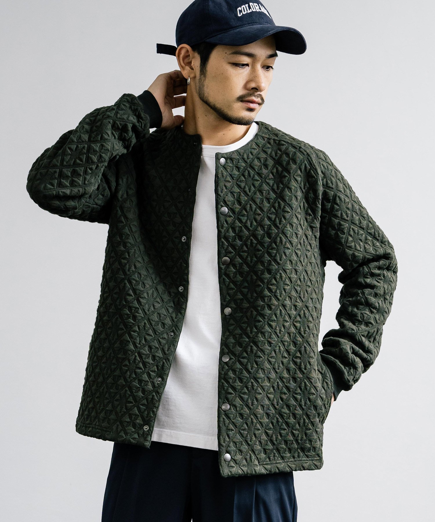 【ロッキーモンロー/Rocky Monroe】の日本製/国産 尾州 コットンキルトノーカラースナップジャケット インテリア・キッズ・メンズ・レディースファッション・服の通販 founy(ファニー) ファッション Fashion レディースファッション Fashion for Women アウター Coat / Outerwear Collection レディースジャケット・軽アウター Jackets インナー Innerwear キルティング Quilted, Quilting キルト Quilt, Quilted Fabric ジャケット Jacket, Outerwear ストレッチ Stretch, Stretchy Fabric スペシャル Special, Limited Edition ダウン Down, Puffer 定番 Standard, Basic Item 人気 Popular, Best Seller フロント Front, Front Design メンズ Men's, Menswear モチーフ Motif, Design Theme ライニング Inner Lining, Inner Fabric, Lined 再入荷 Restock / Back in Stock おすすめ Recommended / Our Picks 日本製 Made In Japan クロスオリーブ|ID: prp329100004747859 ipo3291000000034498652