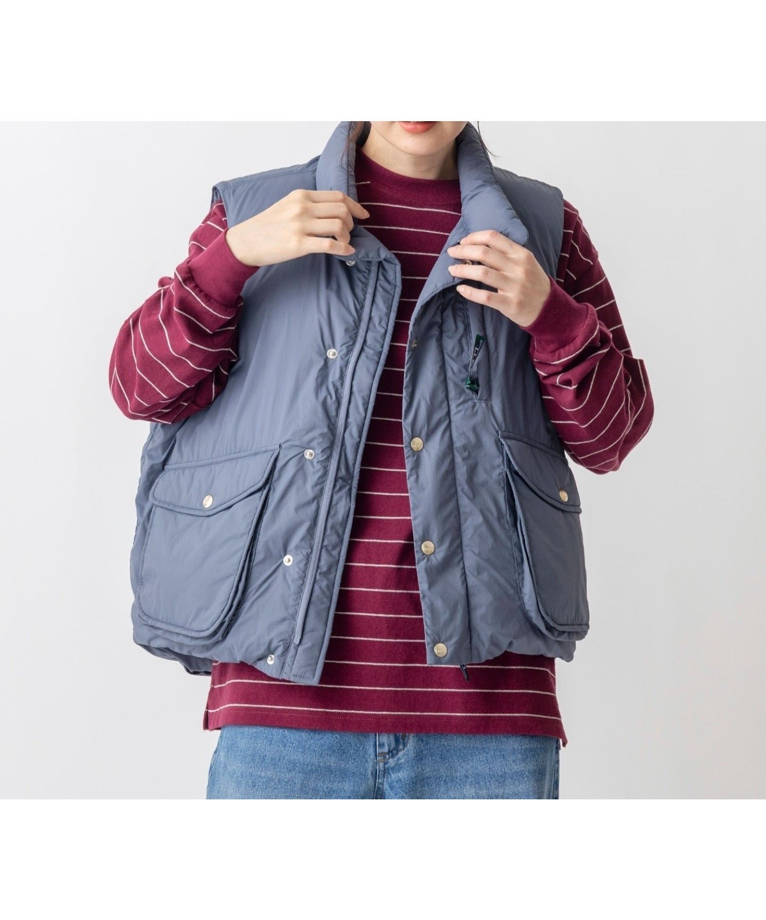 【エルエルビーン/L.L.Bean】の【JAPAN EDITION】ホールデン・ダウン・ベスト インテリア・キッズ・メンズ・レディースファッション・服の通販 founy(ファニー) ファッション Fashion レディースファッション Fashion for Women アウター Coat / Outerwear Collection トップス・カットソー Cut & Sew Tops ベスト&ジレ / 重ね着スタイル Vests & Gilets コレクション Collection, Seasonal Line コンパクト Compact, Small Size 軽量 Lightweight, Ultra Light ダウン Down, Puffer トレンド Trend, Trending Now フィット Fit, Slim Fit フェザー Feather, Feather Detail フラップ Flap, Flap Pocket ベスト Vest, Waistcoat ポケット Pocket, Pocket Detail リップ Lip, Lip Motif Blue Grey|ID: prp329100004747908 ipo3291000000034500387