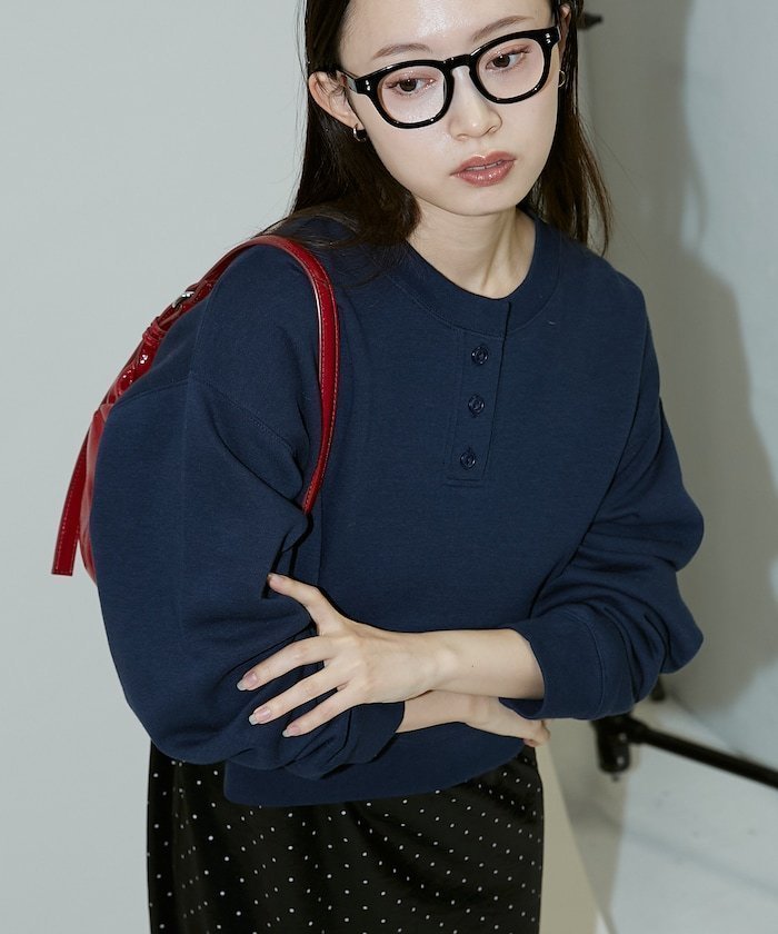 【フリークスストア/FREAK'S STORE】のヘンリーネック スウェット プルオーバー 限定展開 インテリア・キッズ・メンズ・レディースファッション・服の通販 founy(ファニー) 　ファッション　Fashion　レディースファッション　Fashion for Women　トップス・カットソー　Cut & Sew Tops　レディースパーカー・カジュアルフーディー　Casual Hoodies & Sweatshirts　カジュアルプルオーバー・ニットトップス　Pullovers & Knit Tops / Casual Pullovers　スウェット・クルーネックトップス　Sweatshirts & Crewnecks / Relaxed Fit Sweat Tops　冬　Winter / This Winter　ショルダー　Shoulder, Shoulder Strap　シンプル　Simple, Minimal　スウェット / スエット　Sweatshirt, Sweatwear　トレンド　Trend, Trending Now　ドロップ　Drop Shoulder, Dropped Style　バランス　Balance, Style Balance　リラックス　Relax, Relaxed Fit　A/W・秋冬　Autumn/Winter　ネイビー|ID: prp329100004747976 ipo3291000000034332018