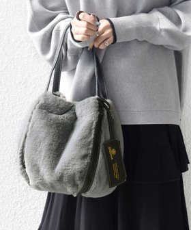 【シップス フォー ウィメン/SHIPS】の【SHIPS any別注】Folna 2WAY フェイクファー バッグ 25AW 人気、トレンドファッション・服の通販 founy(ファニー) ファッション Fashion レディースファッション Fashion for Women 今季 This Season, Current Season ショルダー Shoulder, Shoulder Strap トレンド Trend, Trending Now 定番 Standard, Basic Item 人気 Popular, Best Seller フェイクファー Faux Fur, Imitation Fur ベーシック Basic, Essential ポケット Pocket, Pocket Detail 別注 Limited Edition, Custom Order おすすめ Recommended / Our Picks ギフト プレゼント Gift / Present 2025年 2025 2025-2026秋冬・A/W Autumn/Winter 2025–26 AW25–26 |ID:prp329100004748063