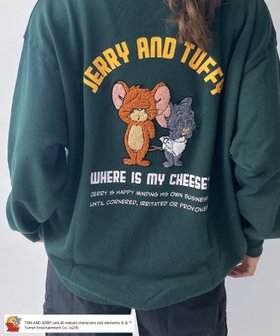 【アズノウアズ プラス/AS KNOW AS plus】のアクリルキーホルダー付き トムとジェリー スウェットプルオーバー 人気、トレンドファッション・服の通販 founy(ファニー) ファッション Fashion レディースファッション Fashion for Women トップス・カットソー Cut & Sew Tops レディースパーカー・カジュアルフーディー Casual Hoodies & Sweatshirts カジュアルプルオーバー・ニットトップス Pullovers & Knit Tops / Casual Pullovers スウェット・クルーネックトップス Sweatshirts & Crewnecks / Relaxed Fit Sweat Tops アクリル Acrylic Material キーホルダー Keychain, Key Holder コンビ Combo, Combination Style スウェット / スエット Sweatshirt, Sweatwear ビッグ Big, Oversized ワンポイント One Point, Statement Accent 再入荷 Restock / Back in Stock |ID:prp329100004748073