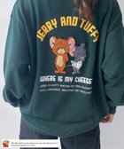 【アズノウアズ プラス/AS KNOW AS plus】のアクリルキーホルダー付き トムとジェリー スウェットプルオーバー 人気、トレンドファッション・服の通販 founy(ファニー) ファッション Fashion レディースファッション Fashion for Women トップス・カットソー Cut & Sew Tops レディースパーカー・カジュアルフーディー Casual Hoodies & Sweatshirts カジュアルプルオーバー・ニットトップス Pullovers & Knit Tops / Casual Pullovers スウェット・クルーネックトップス Sweatshirts & Crewnecks / Relaxed Fit Sweat Tops アクリル Acrylic Material キーホルダー Keychain, Key Holder コンビ Combo, Combination Style スウェット / スエット Sweatshirt, Sweatwear ビッグ Big, Oversized ワンポイント One Point, Statement Accent 再入荷 Restock / Back in Stock thumbnail Dグリーン2|ID: prp329100004748073 ipo3291000000034647181