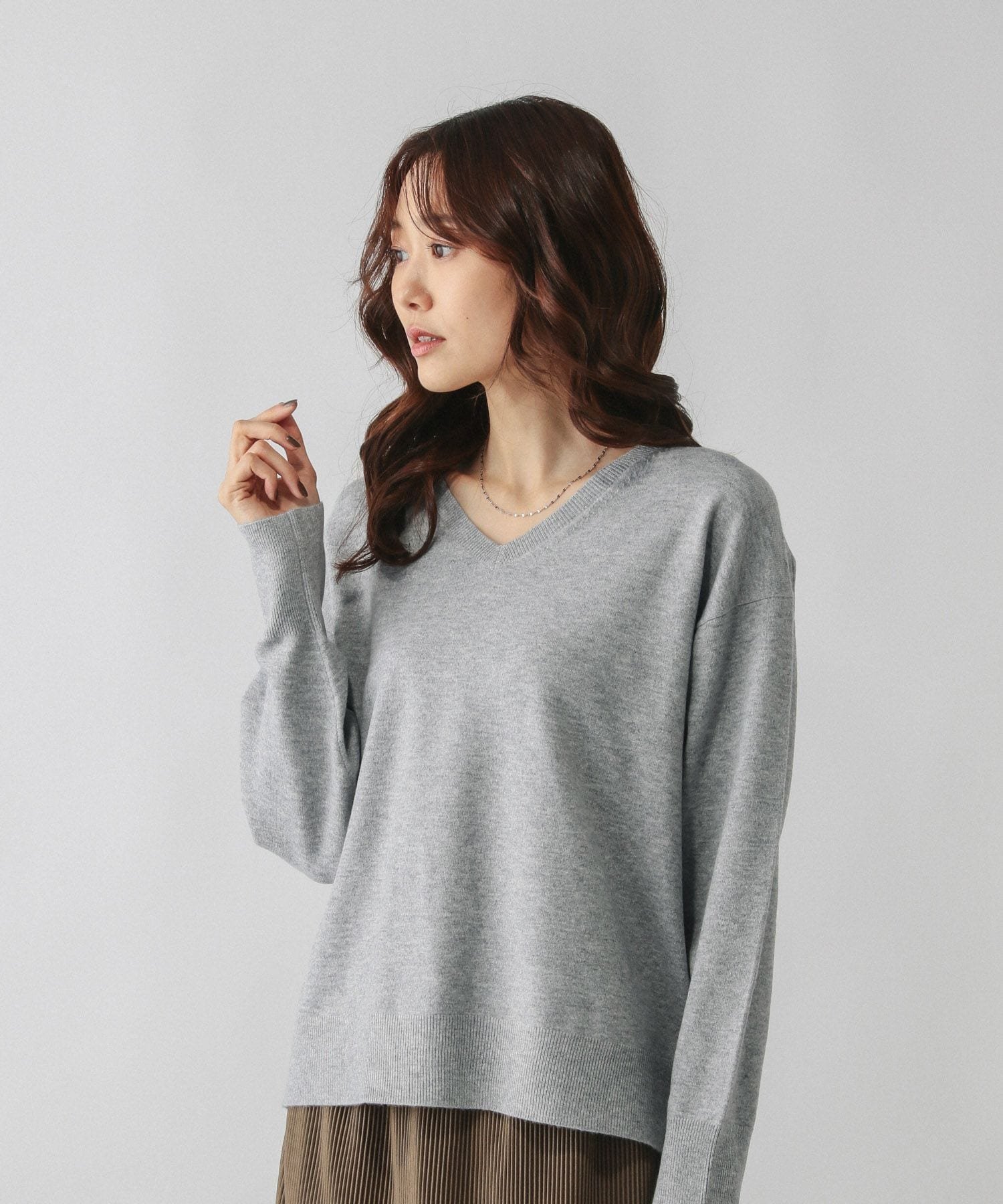 【グローバルワーク/GLOBAL WORK】のふわふわHugmeVネックプルオーバー/581170 インテリア・キッズ・メンズ・レディースファッション・服の通販 founy(ファニー) 　ファッション　Fashion　レディースファッション　Fashion for Women　トップス・カットソー　Cut & Sew Tops　カジュアルプルオーバー・ニットトップス　Pullovers & Knit Tops / Casual Pullovers　Vネックトップス　V-Neck Tops / V-Cut Neckline Shirts　ライトグレー12|ID: prp329100004748123 ipo3291000000036069942