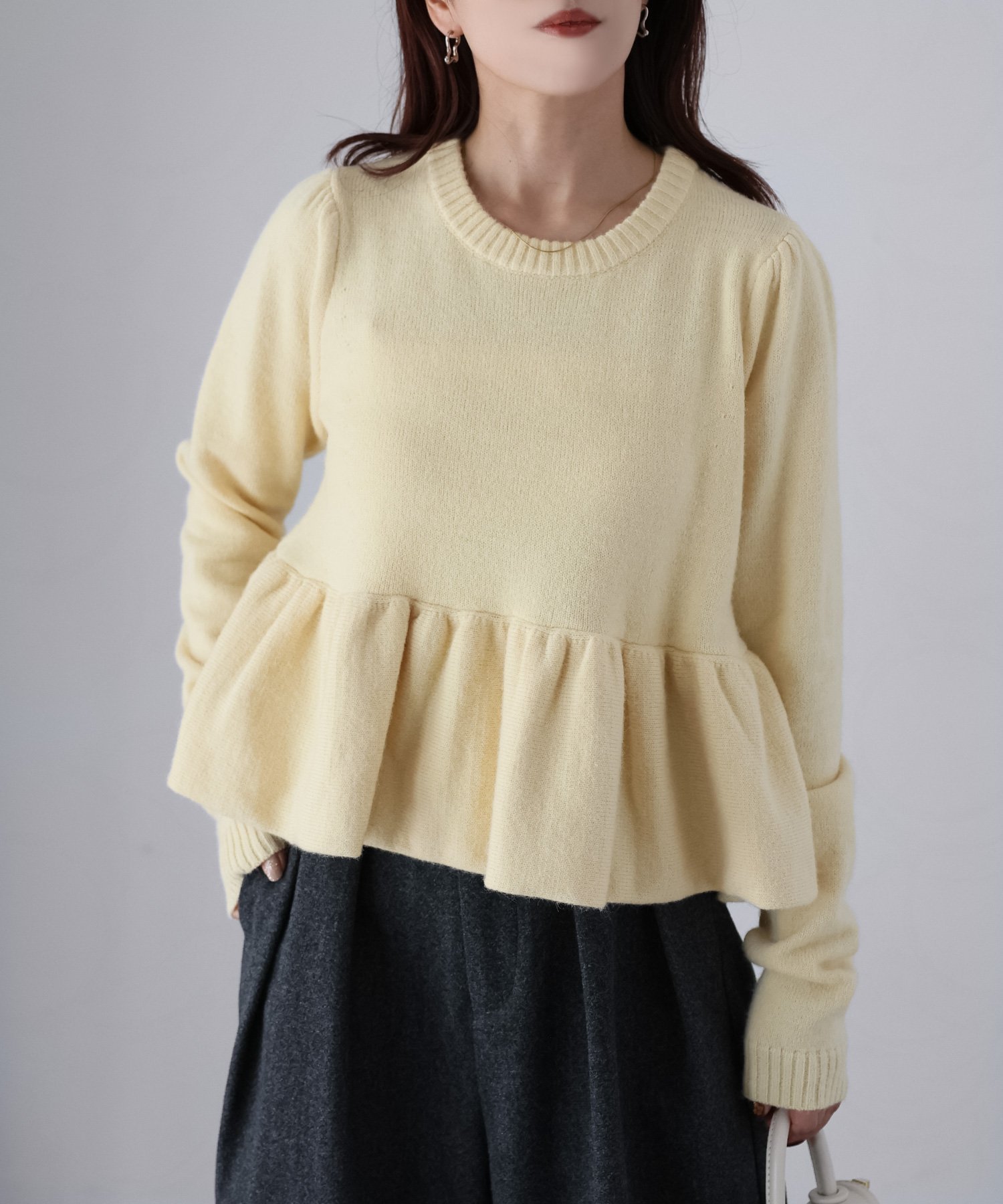 【リベリー/Riberry】の袖バルーンペプラムニットトップス インテリア・キッズ・メンズ・レディースファッション・服の通販 founy(ファニー) ファッション Fashion レディースファッション Fashion for Women トップス・カットソー Cut & Sew Tops ニット Knit Tops & Sweaters オケージョン Occasion Wear 春 Spring 秋 Autumn 切替 Switching, Contrast Panel シンプル Simple, Minimal スラックス Slacks, Dress Pants タイトスカート Pencil Skirt, Tight Skirt 長袖 Long Sleeve, Full Sleeve バランス Balance, Style Balance フォルム Silhouette, Form フリル Frill, Ruffle ペプラム Peplum, Flared Hem ワイド Wide, Wide Fit 冬 Winter / This Winter A/W・秋冬 Autumn/Winter 再入荷 Restock / Back in Stock おすすめ Recommended / Our Picks エレガント 上品 Elegant セレモニー Ceremony イエロー|ID: prp329100004749051 ipo3291000000034602078