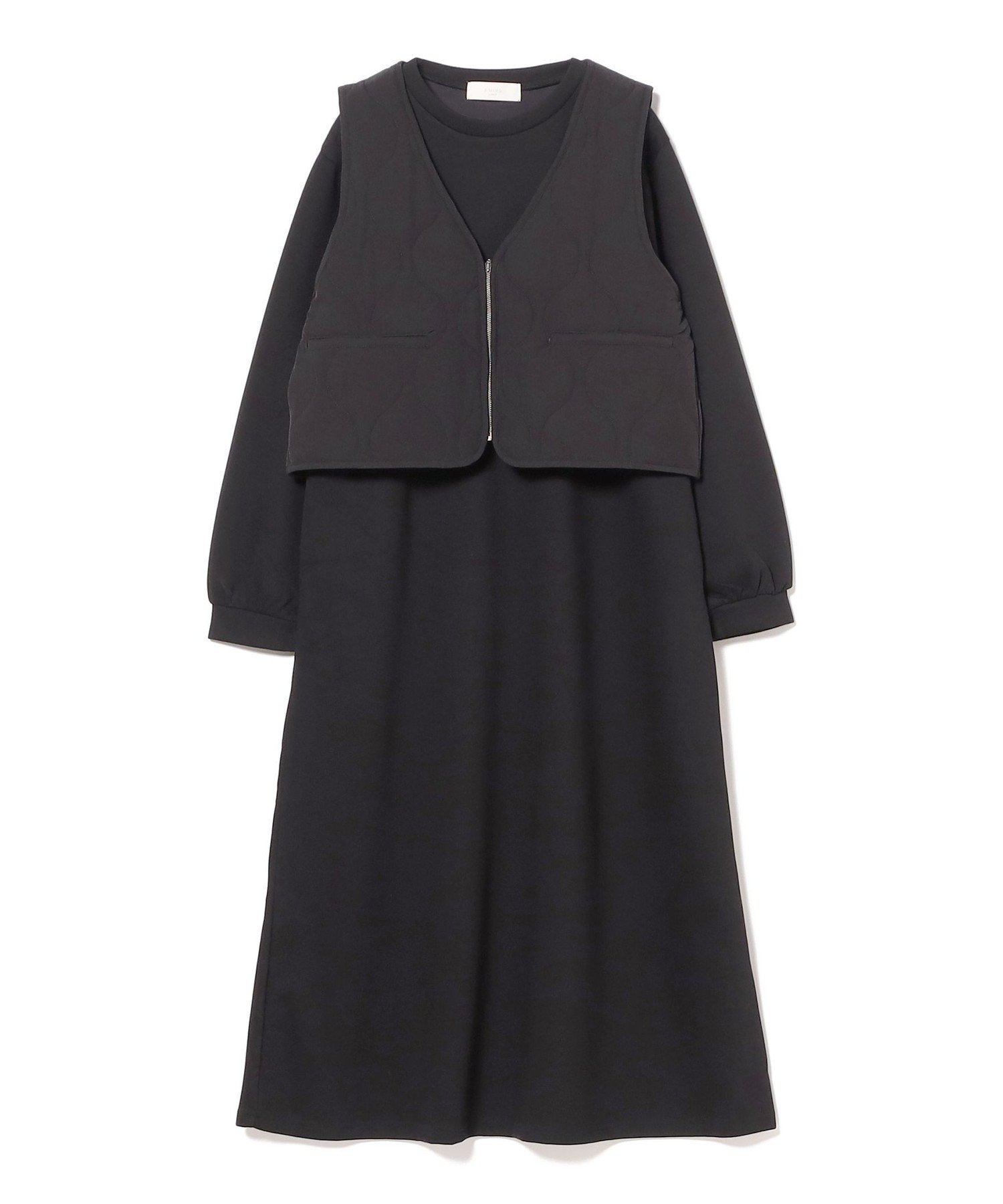 【ビームス ウイメン/BEAMS】のキルト Vネック ベスト * カットソー ワンピース セット インテリア・キッズ・メンズ・レディースファッション・服の通販 founy(ファニー) 　ファッション　Fashion　レディースファッション　Fashion for Women　アウター　Coat / Outerwear Collection　カットソー　Cut and Sewn Top　キルティング　Quilted, Quilting　キルト　Quilt, Quilted Fabric　コンパクト　Compact, Small Size　ストレート　Straight, Straight Cut　スポーティ　Sporty, Casual Athletic　タフタ　Taffeta, Structured Fabric　ベスト　Vest, Waistcoat　ベーシック　Basic, Essential　リラックス　Relax, Relaxed Fit　楽ちん　Easy Fit, Comfortable　再入荷　Restock / Back in Stock　おすすめ　Recommended / Our Picks　BLACK*BLACK|ID: prp329100004749165 ipo3291000000034487937