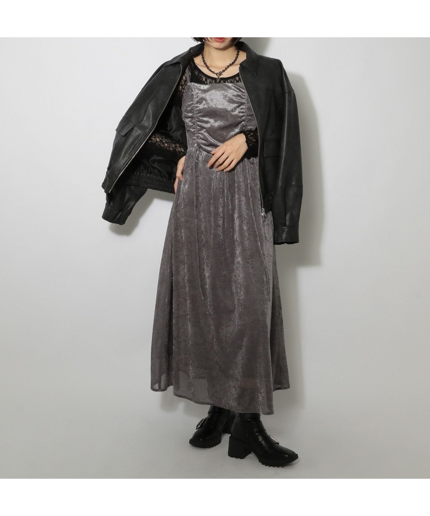 【ページボーイ/PAGEBOY】のシャーリングベロアキャミワンピース インテリア・キッズ・メンズ・レディースファッション・服の通販 founy(ファニー) 　ファッション　Fashion　レディースファッション　Fashion for Women　ワンピース　Dresses　キャミソールワンピース　Camisole Dresses　インナー　Innerwear　厚底　Platform Shoes　カーディガン　Cardigan, Knitwear　キャミソール　Camisole, Spaghetti Strap Top　シューズ　Shoes, Footwear　スウェット / スエット　Sweatshirt, Sweatwear　タートルネック　Turtleneck, High Neck　ダウン　Down, Puffer　トレンド　Trend, Trending Now　ベロア　Velour, Soft Velvet　A/W・秋冬　Autumn/Winter　エレガント 上品　Elegant　チャコール18|ID: prp329100004749210 ipo3291000000034589648