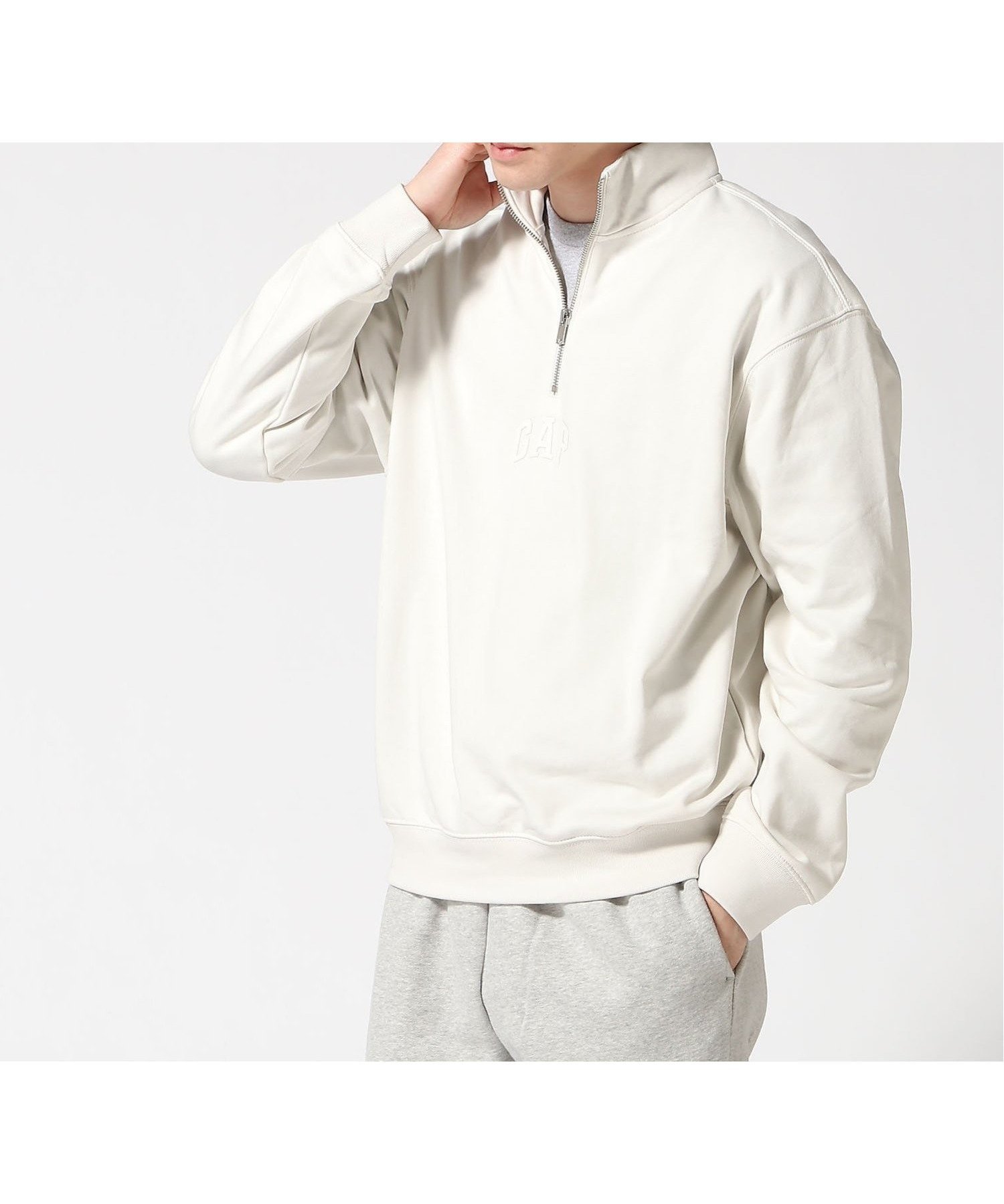 【ギャップ/GAP】のGAP アーチロゴ ハーフジップスウェット・トレーナー(ユニセックス) インテリア・キッズ・メンズ・レディースファッション・服の通販 founy(ファニー)  ファッション Fashion レディースファッション Fashion for Women トップス・カットソー Cut & Sew Tops レディースパーカー・カジュアルフーディー Casual Hoodies & Sweatshirts スウェット・クルーネックトップス Sweatshirts & Crewnecks / Relaxed Fit Sweat Tops ストレート Straight, Straight Cut トレーナー Sweatshirt, Trainer フィット Fit, Slim Fit モックネック Mock Neck, Short Turtleneck リラックス Relax, Relaxed Fit 長袖 Long Sleeve, Full Sleeve CARLS_STONE_V2|ID: prp329100004749368 ipo3291000000034342253