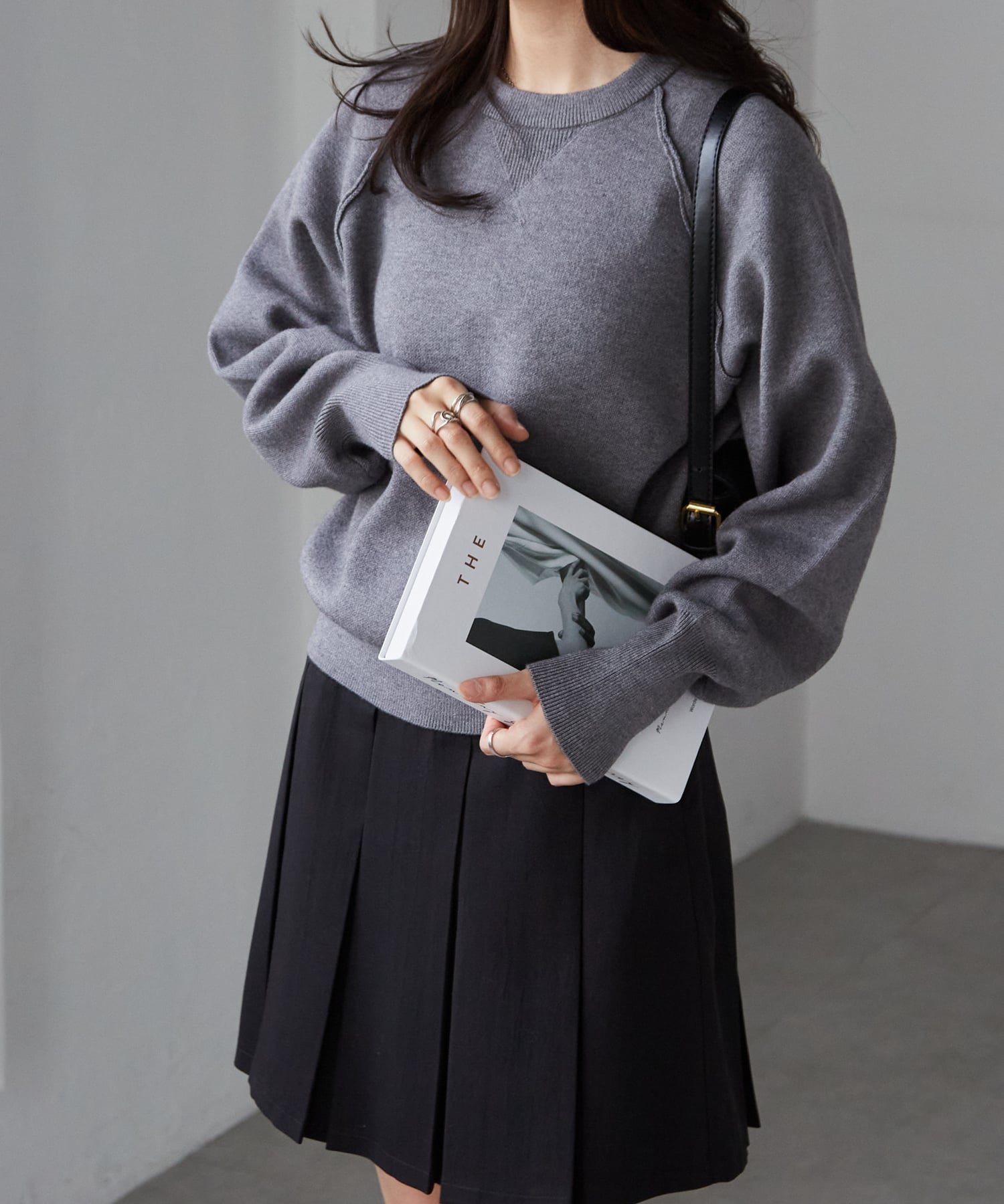 【ラナン/Ranan】のRanan/機能付!スウェットライクニット インテリア・キッズ・メンズ・レディースファッション・服の通販 founy(ファニー) 　ファッション　Fashion　レディースファッション　Fashion for Women　トップス・カットソー　Cut & Sew Tops　ニット　Knit Tops & Sweaters　レディースパーカー・カジュアルフーディー　Casual Hoodies & Sweatshirts　スウェット・クルーネックトップス　Sweatshirts & Crewnecks / Relaxed Fit Sweat Tops　春　Spring　洗える　Machine Washable　カーゴパンツ　Cargo Pants, Utility Pants　切替　Switching, Contrast Panel　スウェット / スエット　Sweatshirt, Sweatwear　スラックス　Slacks, Dress Pants　タイトスカート　Pencil Skirt, Tight Skirt　デニム　Denim, Jeans Material　トレンド　Trend, Trending Now　定番　Standard, Basic Item　ボトム　Bottoms, Lower Wear　ポケット　Pocket, Pocket Detail　A/W・秋冬　Autumn/Winter　チャコールグレー|ID: prp329100004749459 ipo3291000000034976918