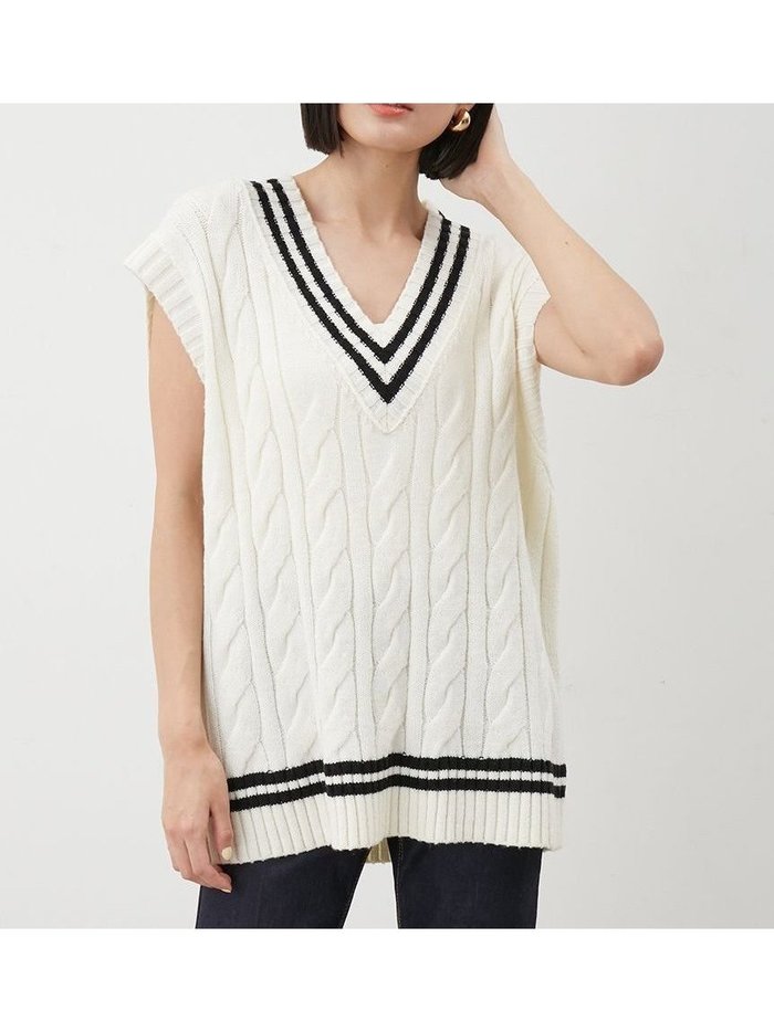 【ミラオーウェン/Mila Owen】のチルデンニットベスト インテリア・キッズ・メンズ・レディースファッション・服の通販 founy(ファニー) https://founy.com/ 雑誌掲載アイテム Magazine Picks & Fashion Features ファッション雑誌 Fashion Magazines ストーリィ STORY ファッション Fashion レディースファッション Fashion for Women アウター Coat / Outerwear Collection トップス・カットソー Cut & Sew Tops ニット Knit Tops & Sweaters ベスト&ジレ / 重ね着スタイル Vests & Gilets インディゴ Indigo Denim カットソー Cut and Sewn Top 10月号 October Issue スマート Smart, Elegant 雑誌 Magazine, Fashion Magazine 長袖 Long Sleeve, Full Sleeve ベスト Vest, Waistcoat メランジ Melange, Mixed Yarn おすすめ Recommended / Our Picks |ID: prp329100004749533 ipo3291000000034542433