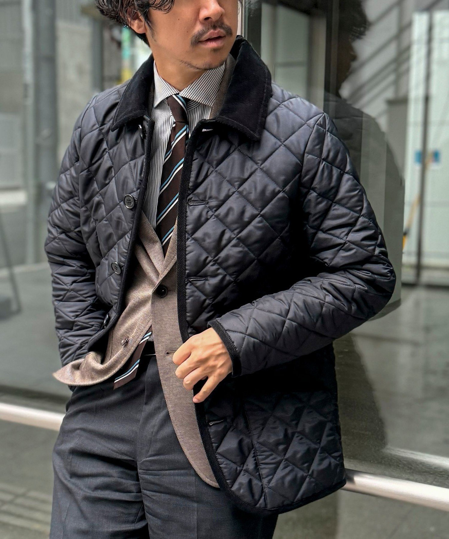 【その他のブランド/Other】の【Traditional weatherwear】別注 WAVERLY キルティングジャケット 25AW インテリア・キッズ・メンズ・レディースファッション・服の通販 founy(ファニー) ファッション Fashion メンズファッション Fashion for Men キルティング Quilted, Quilting コーデュロイ Corduroy, Cord Fabric ジャケット Jacket, Outerwear スラックス Slacks, Dress Pants デニム Denim, Jeans Material バランス Balance, Style Balance パイピング Piping, Trim Design ベーシック Basic, Essential 別注 Limited Edition, Custom Order おすすめ Recommended / Our Picks エレガント 上品 Elegant ビジネス 仕事 通勤 Business / Work / Commuting 2025年 2025 2025-2026秋冬・A/W Autumn/Winter 2025–26 AW25–26 ネイビー|ID: prp329100004749605 ipo3291000000034492184