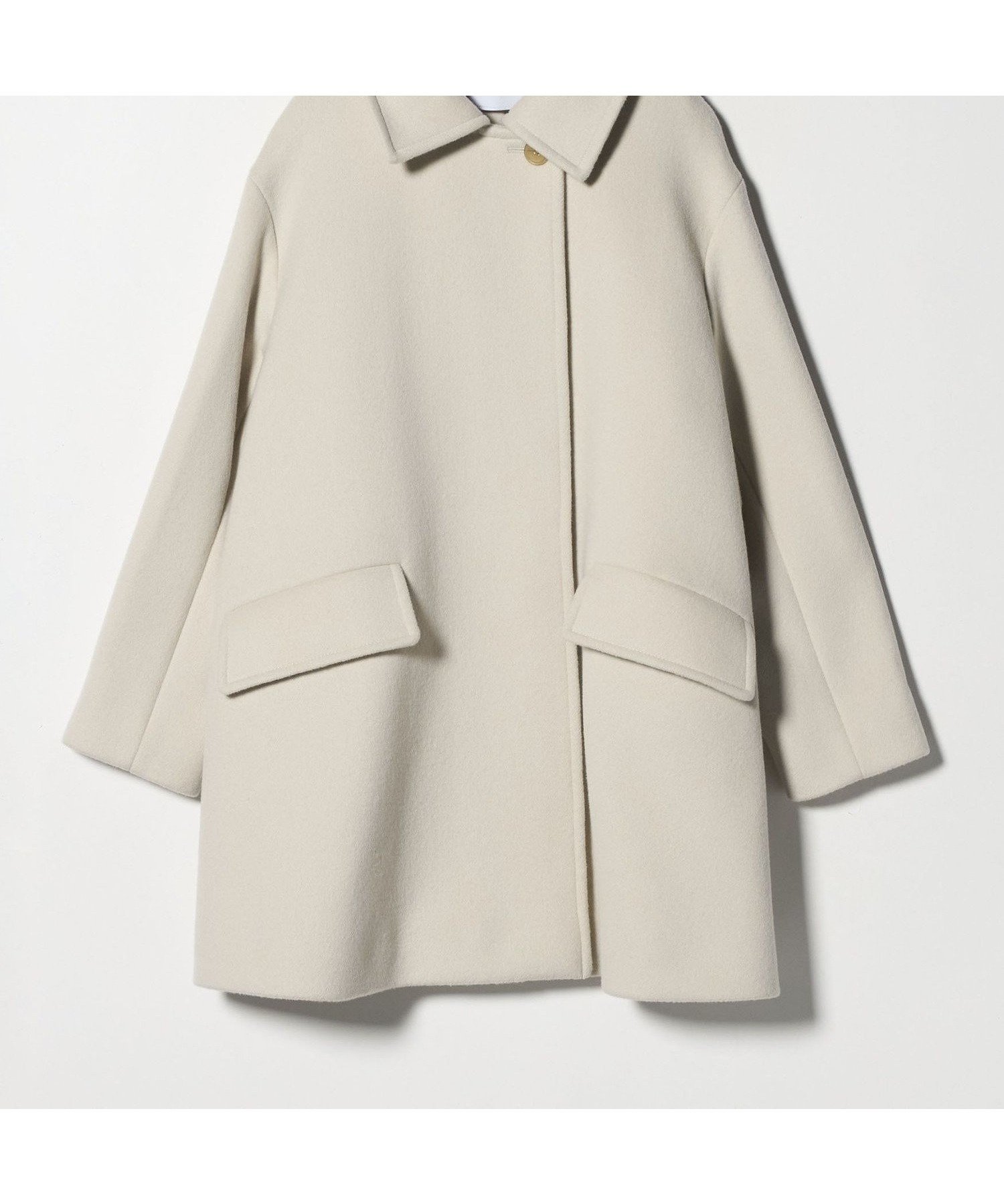 【ユナイテッドアローズ/UNITED ARROWS】の2WAYカラー ミドルコート インテリア・キッズ・メンズ・レディースファッション・服の通販 founy(ファニー) ファッション Fashion レディースファッション Fashion for Women アウター Coat / Outerwear Collection コート・ロングコート・ピーコート Long Coats, Peacoats & More コンパクト Compact, Small Size ショルダー Shoulder, Shoulder Strap シンプル Simple, Minimal スタンド Stand Collar, Upright Stand トレンド Trend, Trending Now ドロップ Drop Shoulder, Dropped Style フラップ Flap, Flap Pocket ポケット Pocket, Pocket Detail ミドル Middle Length, Mid Height ミニスカート Mini Skirt, Short Skirt ロング Long, Long-Length おすすめ Recommended / Our Picks エレガント 上品 Elegant OFF WHITE|ID: prp329100004749929 ipo3291000000034518117