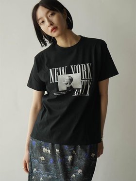 【ラシュッド/LASUD】のグラフィックTシャツ(NEW YORK CITY) 人気、トレンドファッション・服の通販 founy(ファニー) ファッション Fashion レディースファッション Fashion for Women トップス・カットソー Cut & Sew Tops シャツ・ブラウス・オフィスカジュアル Elegant Blouses & Button-Ups ロングTシャツ・Tシャツ Longline T-Shirts & Tees グラフィック Graphic, Graphic Design コレクション Collection, Seasonal Line バランス Balance, Style Balance 雑誌 Magazine, Fashion Magazine |ID:prp329100004749968