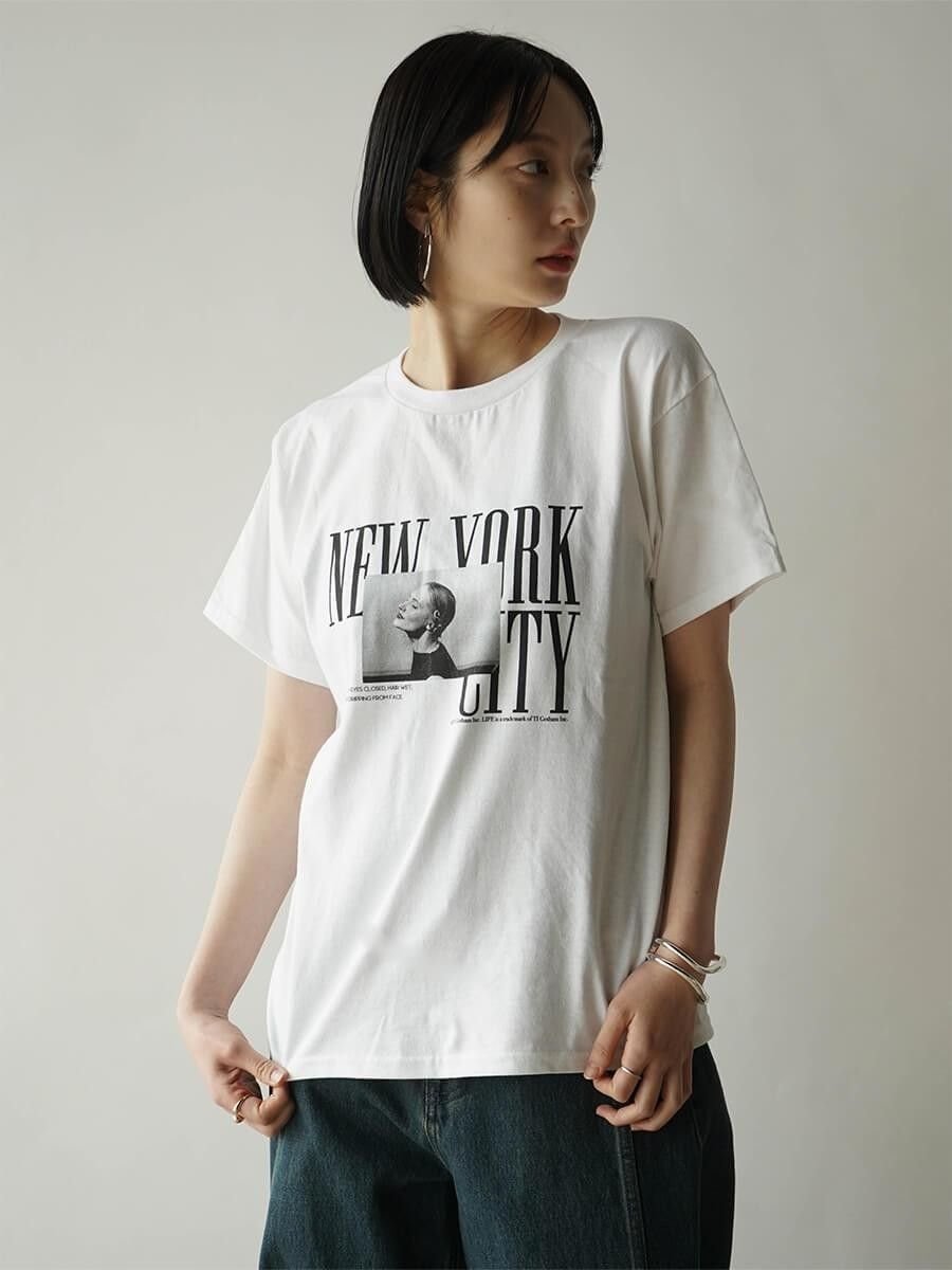 【ラシュッド/LASUD】のグラフィックTシャツ(NEW YORK CITY) インテリア・キッズ・メンズ・レディースファッション・服の通販 founy(ファニー)  ファッション Fashion レディースファッション Fashion for Women トップス・カットソー Cut & Sew Tops シャツ・ブラウス・オフィスカジュアル Elegant Blouses & Button-Ups ロングTシャツ・Tシャツ Longline T-Shirts & Tees グラフィック Graphic, Graphic Design コレクション Collection, Seasonal Line バランス Balance, Style Balance 雑誌 Magazine, Fashion Magazine ホワイト|ID: prp329100004749968 ipo3291000000034345887
