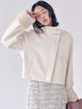 【リリーブラウン/Lily Brown】の袖ファー2wayコート 人気、トレンドファッション・服の通販 founy(ファニー) ファッション Fashion レディースファッション Fashion for Women アウター Coat / Outerwear Collection コート・ロングコート・ピーコート Long Coats, Peacoats & More おすすめ Recommended / Our Picks スタンド Stand Collar, Upright Stand スマート Smart, Elegant ミニスカート Mini Skirt, Short Skirt |ID:prp329100004750394