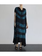 【ラシュッド/LASUD】のmade in INDIA タイダイ染めサテンワンピース 人気、トレンドファッション・服の通販 founy(ファニー) ファッション Fashion レディースファッション Fashion for Women ワンピース Dresses インド Indian Textile サテン Satin, Glossy Fabric ドレープ Drape, Draping Fabric ハンド Hand, Handmade プリント Print, Printed Pattern リゾート Resort, Vacation Style エレガント 上品 Elegant thumbnail ネイビー|ID: prp329100004750600 ipo3291000000034350358