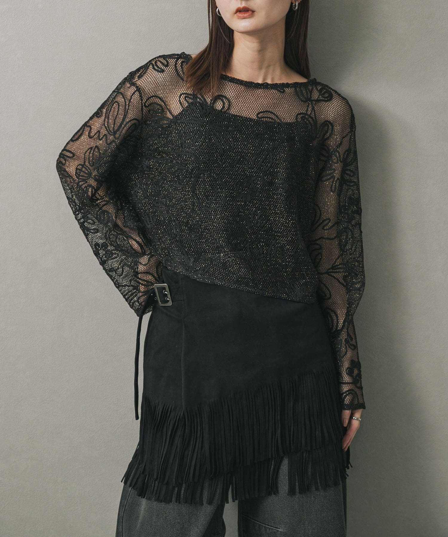 【センスオブプレイス/SENSE OF PLACE by URBAN RESEARCH】のコードシシュウメッシュトップ インテリア・キッズ・メンズ・レディースファッション・服の通販 founy(ファニー)  ファッション Fashion レディースファッション Fashion for Women 2025年 2025 2025-2026秋冬・A/W Autumn/Winter 2025–26 AW25–26 冬 Winter / This Winter メッシュ Mesh, Net Fabric A/W・秋冬 Autumn/Winter BLACK|ID: prp329100004750690 ipo3291000000034351034