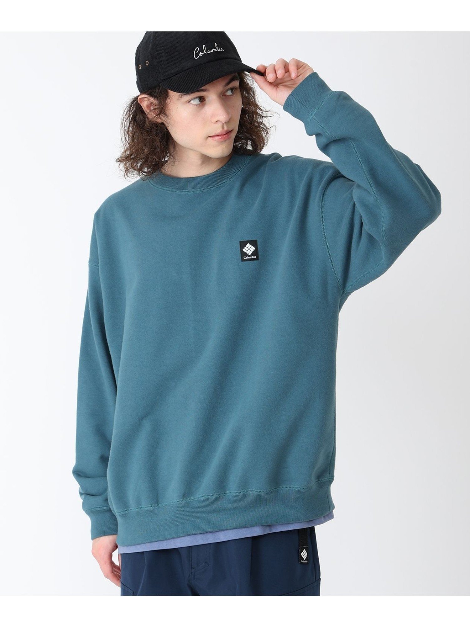 【コロンビア/Columbia】のColumbia/ アレキサンダーアイルスウェットクルー /コロンビア インテリア・キッズ・メンズ・レディースファッション・服の通販 founy(ファニー) 　ファッション　Fashion　レディースファッション　Fashion for Women　トップス・カットソー　Cut & Sew Tops　レディースパーカー・カジュアルフーディー　Casual Hoodies & Sweatshirts　スウェット・クルーネックトップス　Sweatshirts & Crewnecks / Relaxed Fit Sweat Tops　アウトドア　Outdoor Clothing　スウェット / スエット　Sweatshirt, Sweatwear　トレンド　Trend, Trending Now　フィット　Fit, Slim Fit　ベーシック　Basic, Essential　リラックス　Relax, Relaxed Fit　人気　Popular, Best Seller　定番　Standard, Basic Item　ブルーグリーン[007016]|ID: prp329100004750703 ipo3291000000034441021