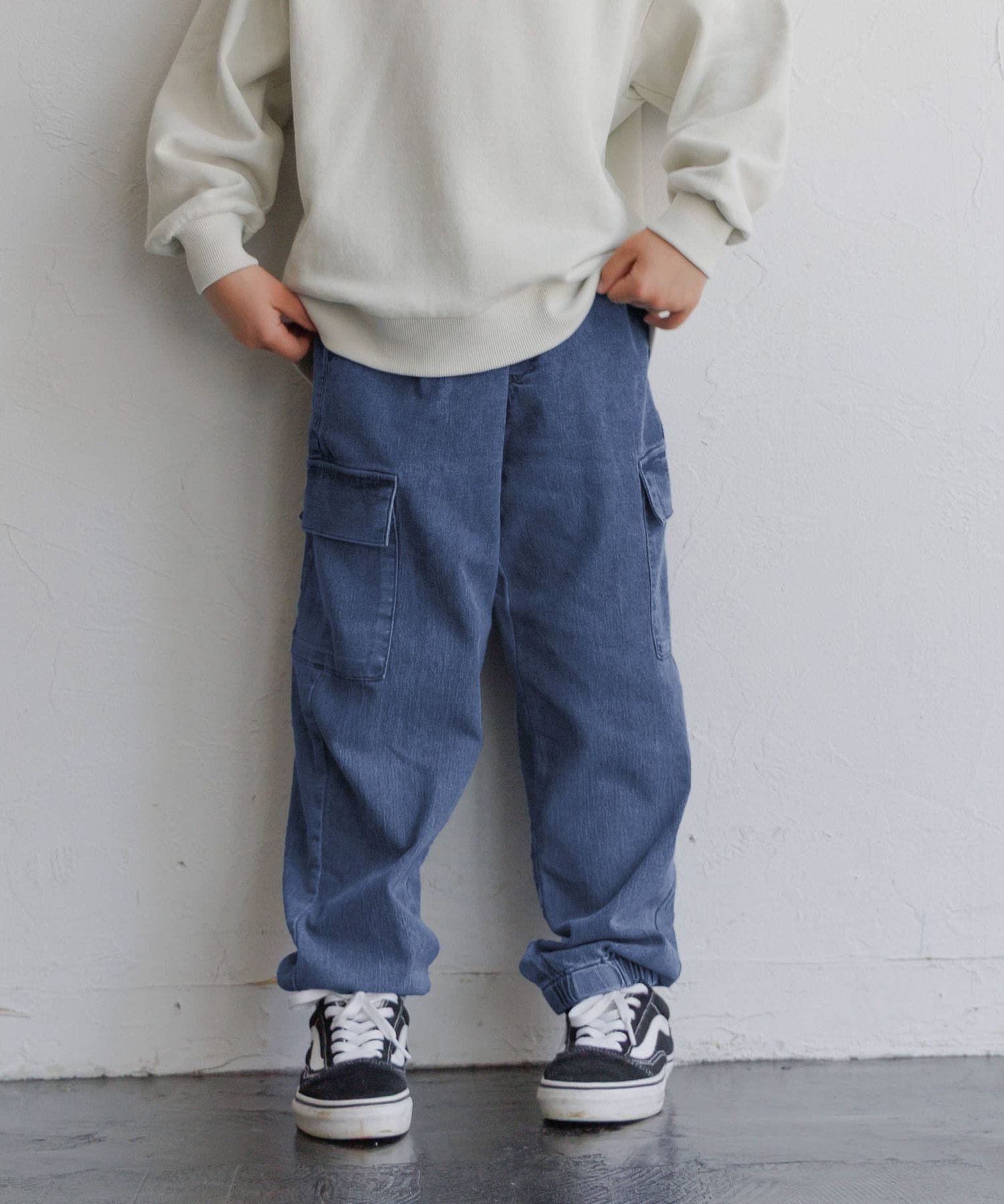 【グローバルワーク/GLOBAL WORK / KIDS】のあったかスゴラクストレッチカーゴパンツ/キッズ/581226 インテリア・キッズ・メンズ・レディースファッション・服の通販 founy(ファニー) ファッション Fashion キッズファッション Fashion for Kids ボトムス Bottoms おすすめ Recommended / Our Picks カーゴパンツ Cargo Pants, Utility Pants ストレッチ Stretch, Stretchy Fabric フラップ Flap, Flap Pocket ポケット Pocket, Pocket Detail ブルーデニム85|ID: prp329100004750745 ipo3291000000034469437