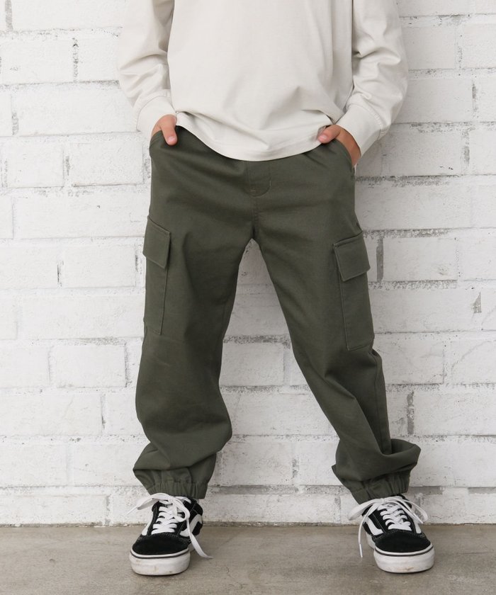 【グローバルワーク/GLOBAL WORK / KIDS】のあったかスゴラクストレッチカーゴパンツ/キッズ/581226 インテリア・キッズ・メンズ・レディースファッション・服の通販 founy(ファニー) https://founy.com/ ファッション Fashion キッズファッション Fashion for Kids ボトムス Bottoms おすすめ Recommended / Our Picks カーゴパンツ Cargo Pants, Utility Pants ストレッチ Stretch, Stretchy Fabric フラップ Flap, Flap Pocket ポケット Pocket, Pocket Detail |ID: prp329100004750745 ipo3291000000035326221