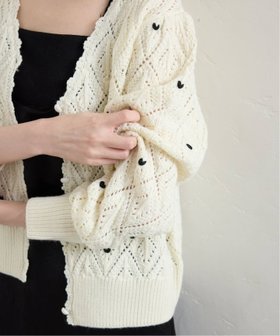 【スローブ イエナ/SLOBE IENA】の【Jeu de Coeurs Pois】ハートカーディガン 人気、トレンドファッション・服の通販 founy(ファニー) ファッション Fashion レディースファッション Fashion for Women トップス・カットソー Cut & Sew Tops カーディガン・羽織り Layered Style Cardigans 2025年 2025 2025-2026秋冬・A/W Autumn/Winter 2025–26 AW25–26 おすすめ Recommended / Our Picks かぎ針 Crochet カーディガン Cardigan, Knitwear コレクション Collection, Seasonal Line コンパクト Compact, Small Size デニム Denim, Jeans Material ドット Polka Dot, Dot Pattern フェミニン Feminine, Girly モノトーン Monotone, Black and White 羽織 Haori, Light Jacket |ID:prp329100004750814