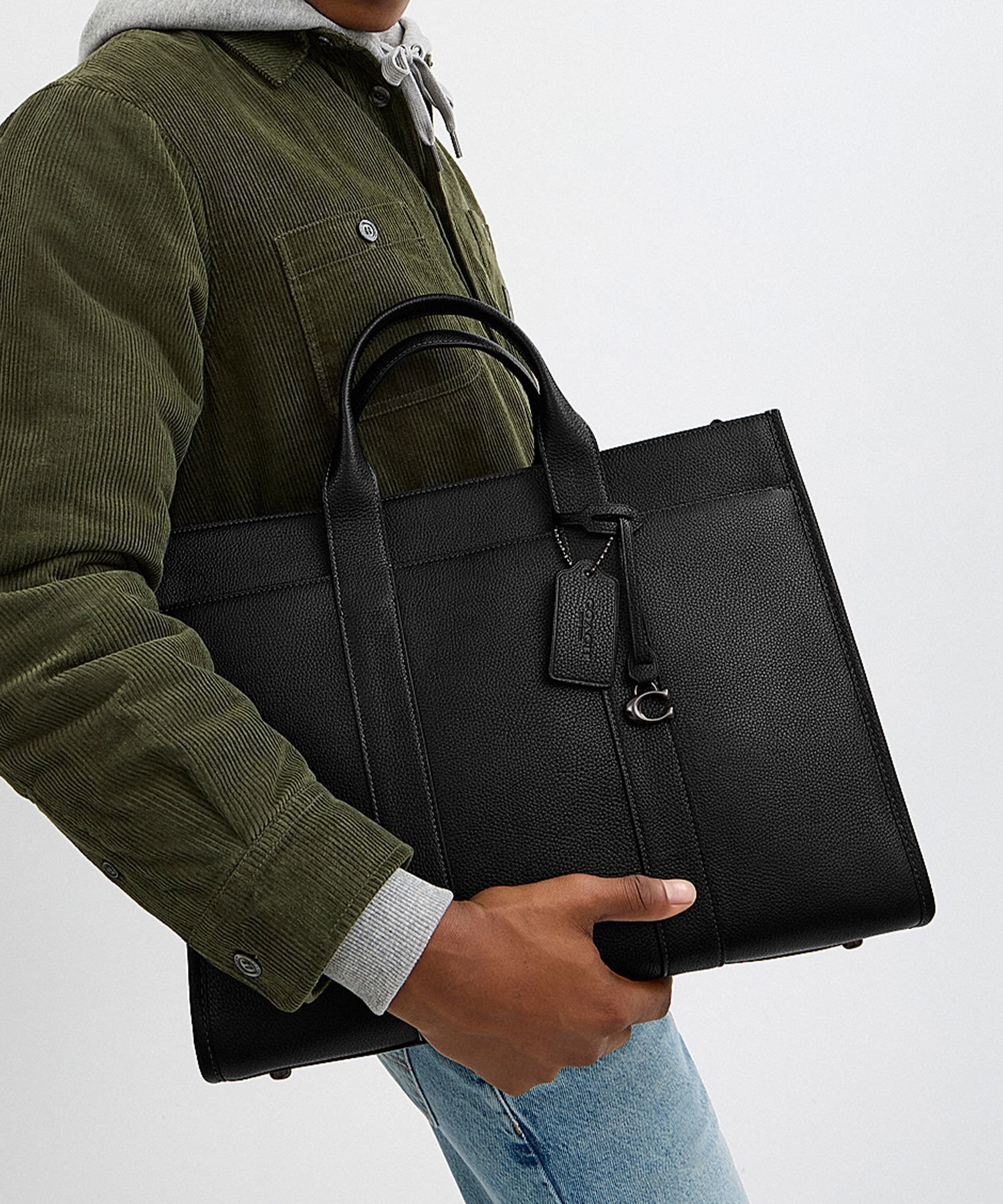 【コーチ/COACH / MEN】のウェスリー トート 人気、トレンドファッション・服の通販 founy(ファニー)  ファッション Fashion メンズファッション Fashion for Men クラシック Classic, Timeless Style 軽量 Lightweight, Ultra Light ジップ Zip, Zipper ニューヨーク New York, NYC Style ポケット Pocket, Pocket Detail ラップ Wrap, Wrap Design おすすめ Recommended / Our Picks ギフト プレゼント Gift / Present ビジネス 仕事 通勤 Business / Work / Commuting  other-1|ID: prp329100004750826 ipo3291000000034352026