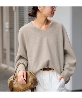 【フレームワーク/FRAMeWORK】のラグランスリーブ Vネックプルオーバー 人気、トレンドファッション・服の通販 founy(ファニー) ファッション Fashion レディースファッション Fashion for Women トップス・カットソー Cut & Sew Tops カジュアルプルオーバー・ニットトップス Pullovers & Knit Tops / Casual Pullovers Vネックトップス V-Neck Tops / V-Cut Neckline Shirts スリーブ Sleeve, Long Sleeve / Short Sleeve デニム Denim, Jeans Material リラックス Relax, Relaxed Fit ワイド Wide, Wide Fit |ID:prp329100004750837