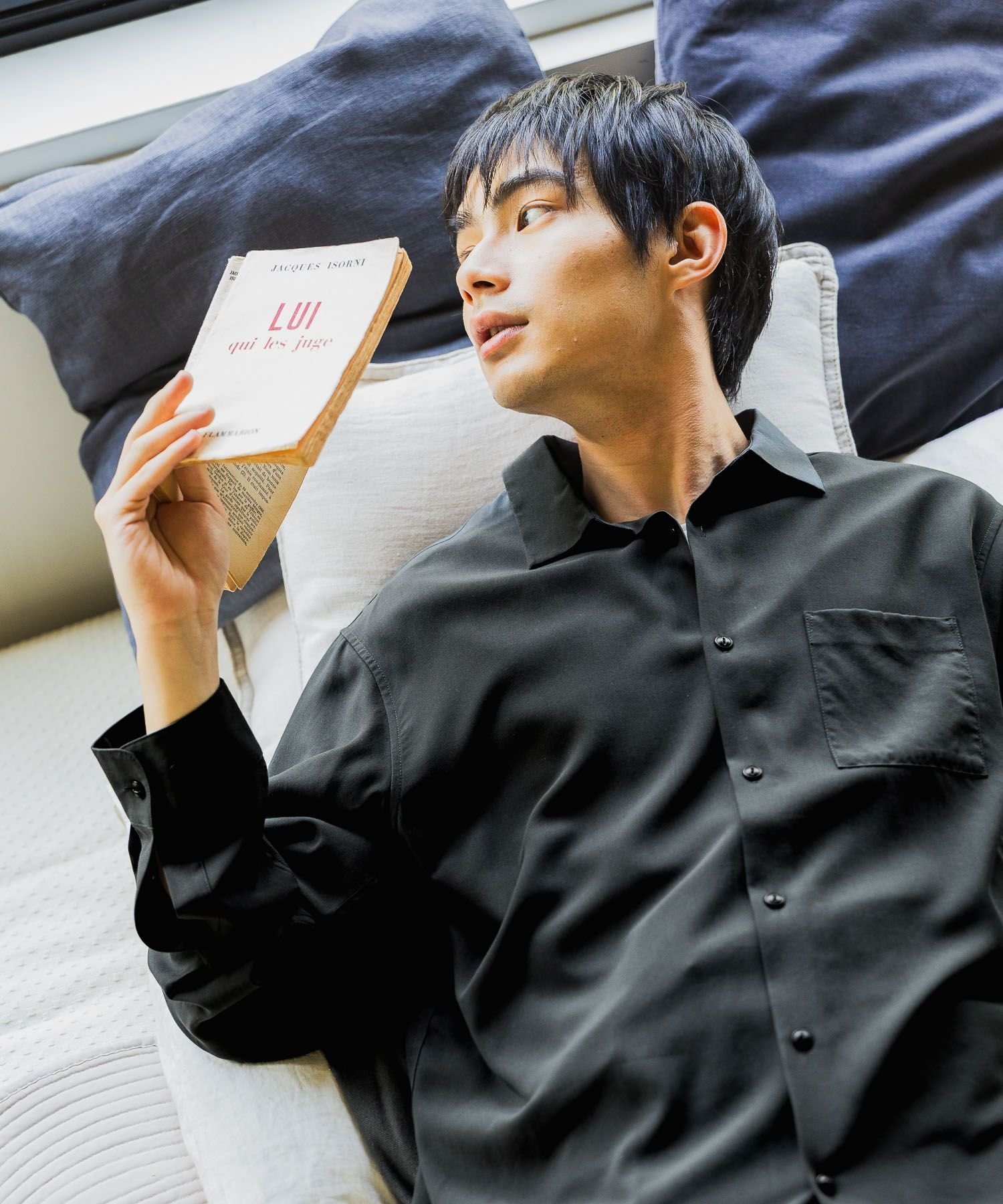 【グローバルワーク/GLOBAL WORK / MEN】のサラサマレギュラーシャツ/長袖/575772 インテリア・キッズ・メンズ・レディースファッション・服の通販 founy(ファニー)  ファッション Fashion メンズファッション Fashion for Men おすすめ Recommended / Our Picks インナー Innerwear カフス Cuff Design ストライプ Stripe, Striped Pattern スラックス Slacks, Dress Pants トレンド Trend, Trending Now ボトム Bottoms, Lower Wear エレガント 上品 Elegant 長袖 Long Sleeve, Full Sleeve チャコール18|ID: prp329100004750939 ipo3291000000034352863