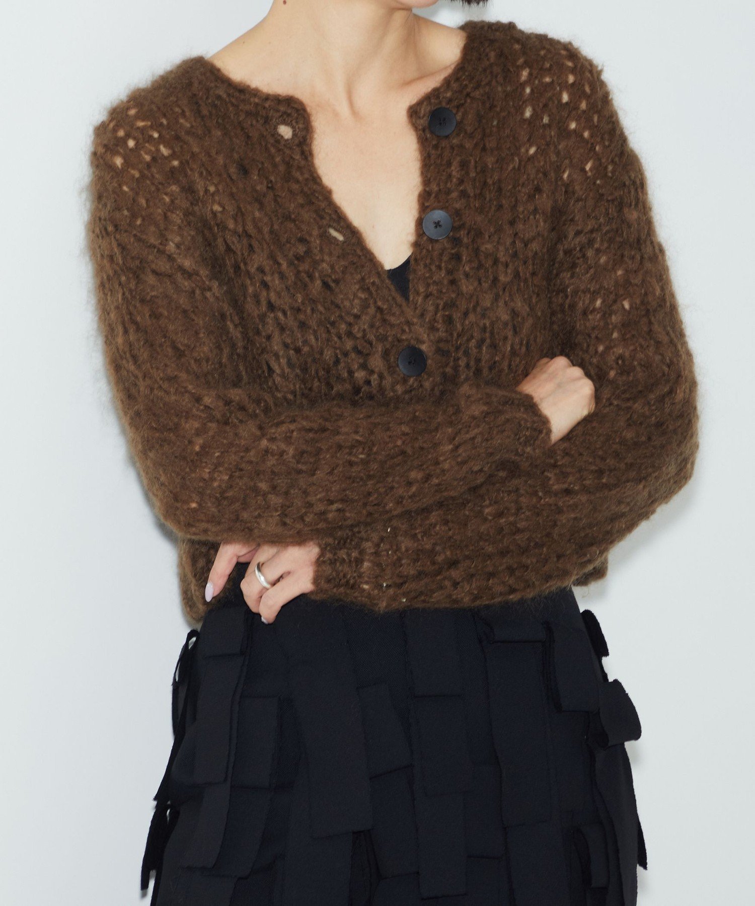 【ユナイテッドアローズ/UNITED ARROWS】のAEWEN MATOPH ジャンボタム2WAY カーディガン インテリア・キッズ・メンズ・レディースファッション・服の通販 founy(ファニー) ファッション Fashion レディースファッション Fashion for Women トップス・カットソー Cut & Sew Tops カーディガン・羽織り Layered Style Cardigans かぎ針 Crochet カーディガン Cardigan, Knitwear コンパクト Compact, Small Size トリミング Trimming, Decorative Edge 手編み Hand-Knitted, Handmade Knit ハンド Hand, Handmade 羽織 Haori, Light Jacket DK.BROWN|ID: prp329100004750946 ipo3291000000034917451