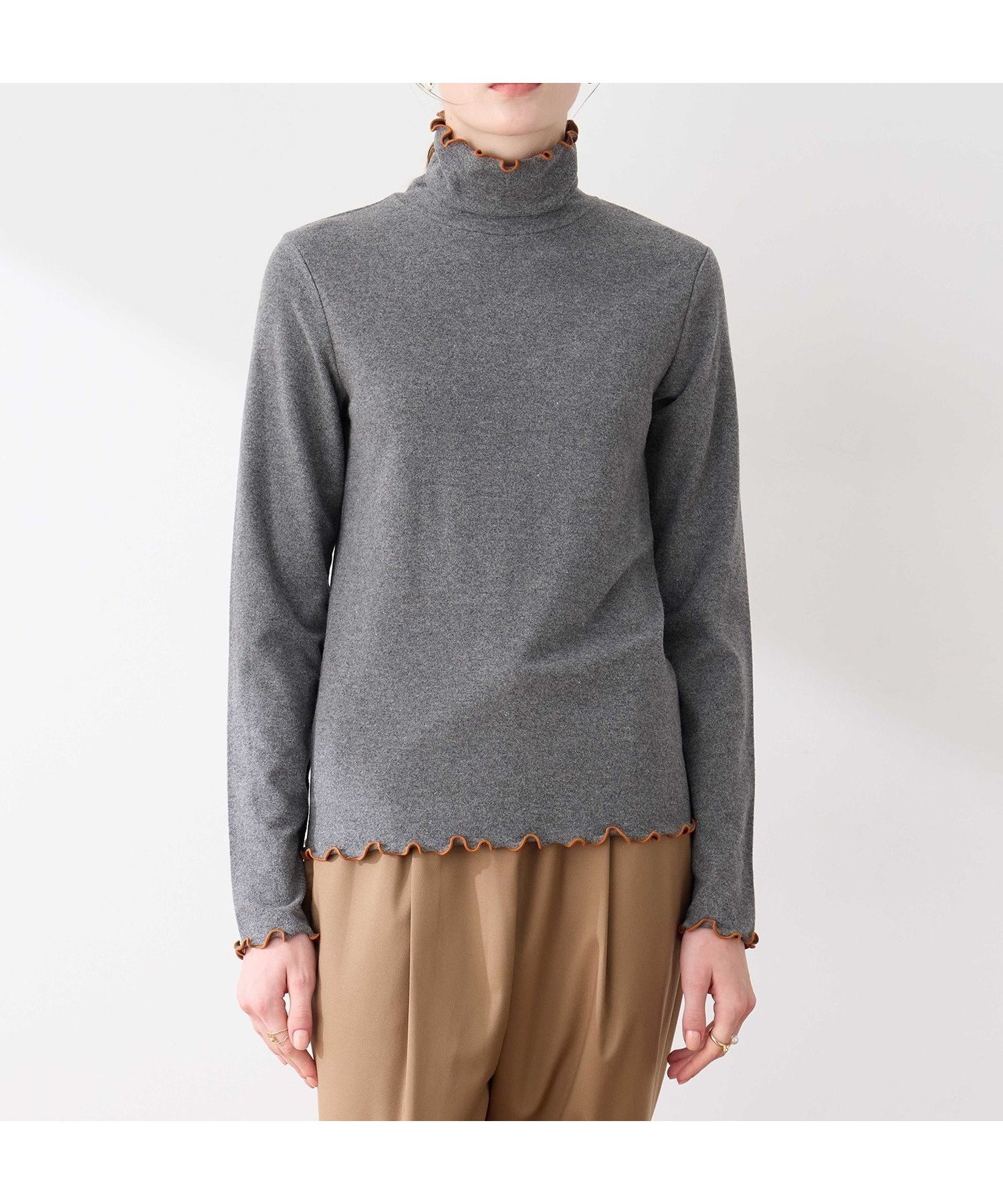 【ルスークホリデー/LE SOUK HOLIDAY】のメローハイネックプルオーバー インテリア・キッズ・メンズ・レディースファッション・服の通販 founy(ファニー) 　ファッション　Fashion　レディースファッション　Fashion for Women　トップス・カットソー　Cut & Sew Tops　カジュアルプルオーバー・ニットトップス　Pullovers & Knit Tops / Casual Pullovers　おすすめ　Recommended / Our Picks　カーディガン　Cardigan, Knitwear　ハイネック　High Neck, Mock Neck　エレガント 上品　Elegant　チャコールグレー|ID: prp329100004751371 ipo3291000000034961158