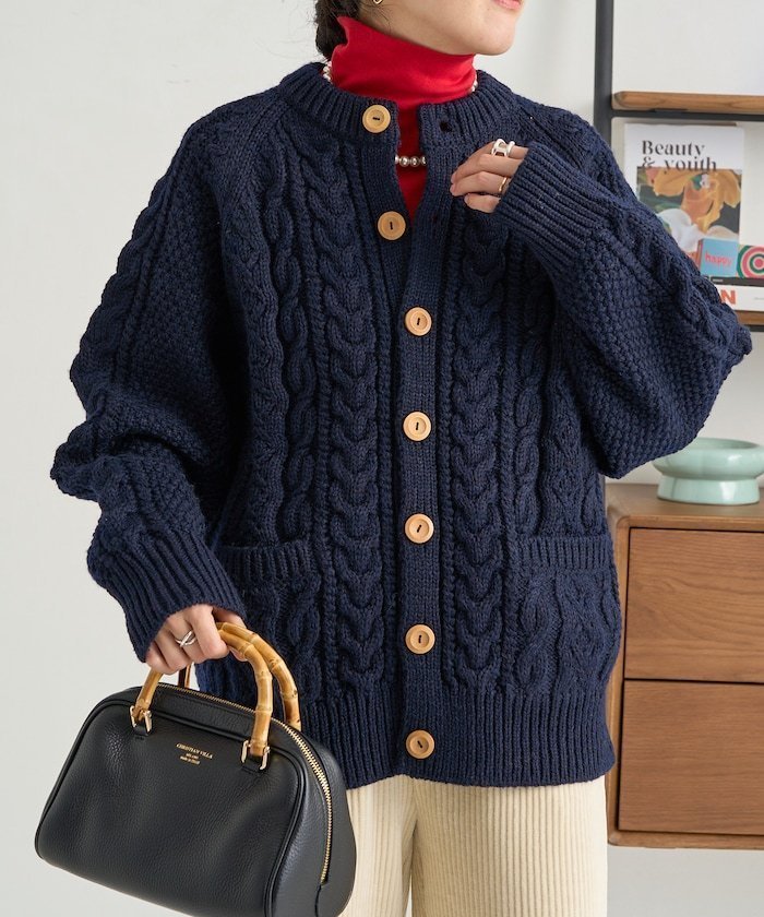 【フリークスストア/FREAK'S STORE】のフィッシャーマンニットカーディガン 25AW インテリア・キッズ・メンズ・レディースファッション・服の通販 founy(ファニー) 　ファッション　Fashion　レディースファッション　Fashion for Women　トップス・カットソー　Cut & Sew Tops　ニット　Knit Tops & Sweaters　カーディガン・羽織り　Layered Style Cardigans　2025年　2025　2025-2026秋冬・A/W　Autumn/Winter 2025–26 AW25–26　冬　Winter / This Winter　おすすめ　Recommended / Our Picks　ウッド　Wooden Design　カーディガン　Cardigan, Knitwear　フロント　Front, Front Design　人気　Popular, Best Seller　定番　Standard, Basic Item　A/W・秋冬　Autumn/Winter　防寒　Cold Protection, Winter-Ready　ネイビー|ID: prp329100004751421 ipo3291000000034725686