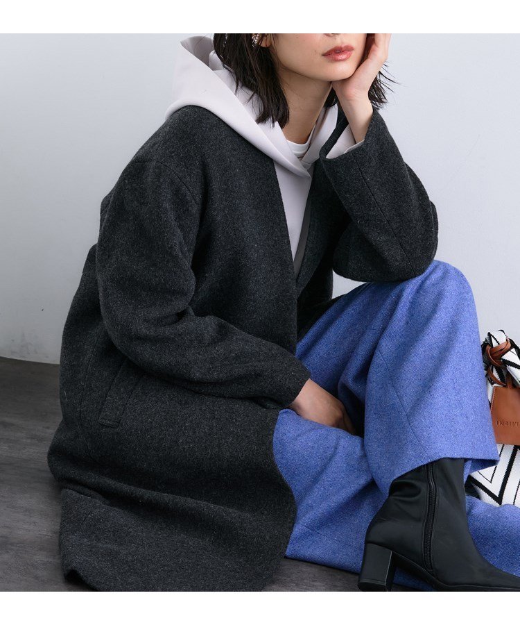 【インディヴィ/INDIVI】の【軽量/ウール混】ライトフォルム ロングコート インテリア・キッズ・メンズ・レディースファッション・服の通販 founy(ファニー) 　ファッション　Fashion　レディースファッション　Fashion for Women　アウター　Coat / Outerwear Collection　コート・ロングコート・ピーコート　Long Coats, Peacoats & More　カーディガン　Cardigan, Knitwear　コクーン　Cocoon, Cocoon Silhouette　軽量　Lightweight, Ultra Light　シンプル　Simple, Minimal　ストール　Stole, Wrap　スマート　Smart, Elegant　ハイネック　High Neck, Mock Neck　パターン　Pattern, Design Print　フェルト　Felt, Felt Fabric　フォルム　Silhouette, Form　ポケット　Pocket, Pocket Detail　ロング　Long, Long-Length　おすすめ　Recommended / Our Picks　チャコールグレー|ID: prp329100004751436 ipo3291000000034510947