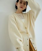 【アダム エ ロペ/ADAM ET ROPE'】のトライアングルボタンミドルカーディガン 人気、トレンドファッション・服の通販 founy(ファニー) ファッション Fashion レディースファッション Fashion for Women トップス・カットソー Cut & Sew Tops カーディガン・羽織り Layered Style Cardigans 春 Spring 秋 Autumn カーディガン Cardigan, Knitwear デニム Denim, Jeans Material トライアングル Triangle, Triangular Shape なめらか Smooth, Silky Texture バランス Balance, Style Balance ボトム Bottoms, Lower Wear ミドル Middle Length, Mid Height A/W・秋冬 Autumn/Winter おすすめ Recommended / Our Picks 2025年 2025 2025-2026秋冬・A/W Autumn/Winter 2025–26 AW25–26 thumbnail オフホワイト(15)|ID: prp329100004751446 ipo3291000000034896627