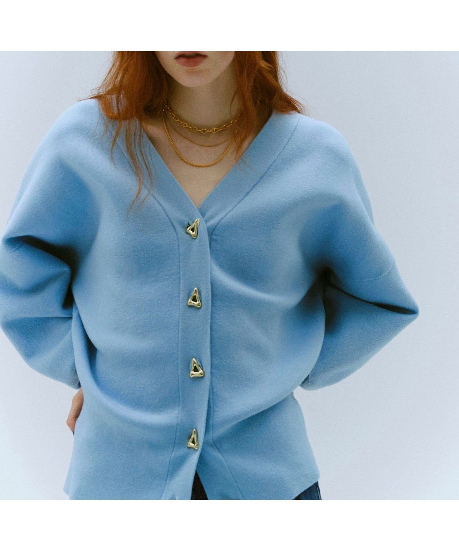 【アダム エ ロペ/ADAM ET ROPE'】のトライアングルボタンミドルカーディガン インテリア・キッズ・メンズ・レディースファッション・服の通販 founy(ファニー) 　ファッション　Fashion　レディースファッション　Fashion for Women　トップス・カットソー　Cut & Sew Tops　カーディガン・羽織り　Layered Style Cardigans　春　Spring　秋　Autumn　カーディガン　Cardigan, Knitwear　デニム　Denim, Jeans Material　トライアングル　Triangle, Triangular Shape　なめらか　Smooth, Silky Texture　バランス　Balance, Style Balance　ボトム　Bottoms, Lower Wear　ミドル　Middle Length, Mid Height　A/W・秋冬　Autumn/Winter　おすすめ　Recommended / Our Picks　2025年　2025　2025-2026秋冬・A/W　Autumn/Winter 2025–26 AW25–26　サックス(48)|ID: prp329100004751446 ipo3291000000034896629