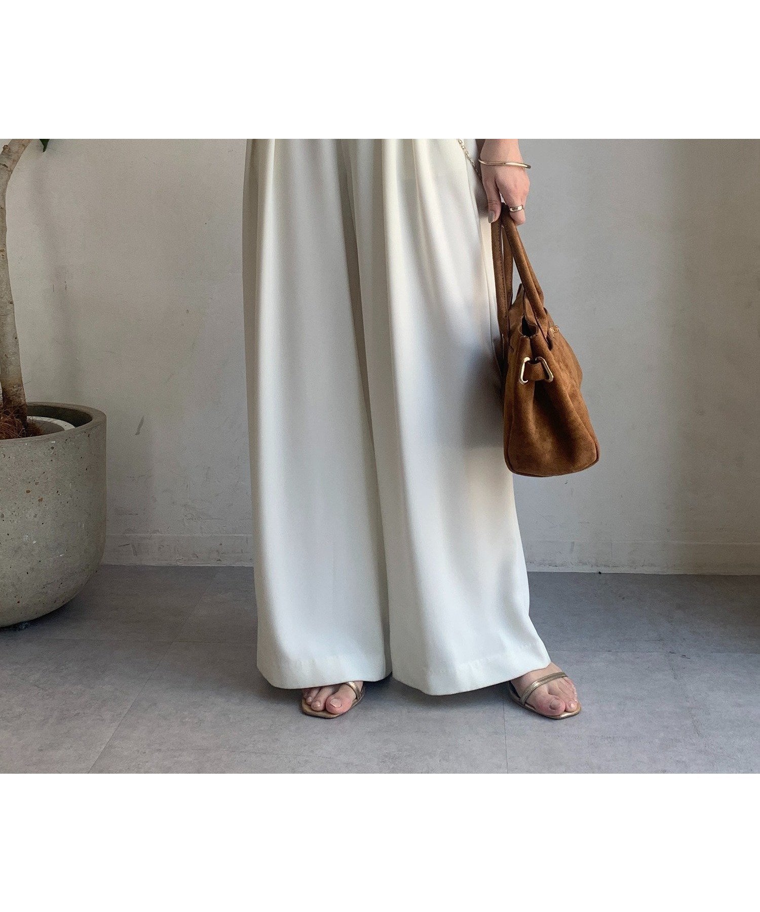 【ドゥドゥ/DouDou】の【累計販売数2万枚突破/20色4サイズ展開!】タックワイドパンツ インテリア・キッズ・メンズ・レディースファッション・服の通販 founy(ファニー) ファッション Fashion レディースファッション Fashion for Women パンツ Pants & Trousers スマート Smart, Elegant 雑誌 Magazine, Fashion Magazine フロント Front, Front Design A/W・秋冬 Autumn/Winter 冬 Winter / This Winter 再入荷 Restock / Back in Stock 2025年 2025 2025-2026秋冬・A/W Autumn/Winter 2025–26 AW25–26 オフホワイト|ID: prp329100004751538 ipo3291000000034426512