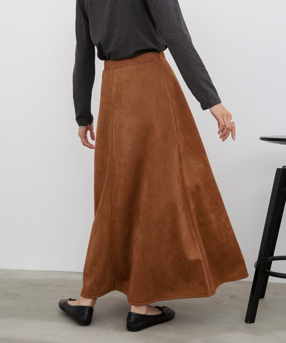 【バブ ブージュルード/Bab Bou Jeloud】の【選べる2タイプ / 低身長~高身長向けサイズあり】スウェードロングスカート インテリア・キッズ・メンズ・レディースファッション・服の通販 founy(ファニー) 　ファッション　Fashion　レディースファッション　Fashion for Women　スカート　Skirts　ロングスカート　Long Skirts / Maxi & Midi Skirts　カットソー　Cut and Sewn Top　カーディガン　Cardigan, Knitwear　ガーリー　Girly, Feminine Style　ショート　Short, Short Length　シンプル　Simple, Minimal　スマート　Smart, Elegant　タイトスカート　Pencil Skirt, Tight Skirt　チェック　Check, Plaid, Tartan　ビスチェ　Bustier, Corset Top　フレア　Flare, Flared　ベスト　Vest, Waistcoat　ベロア　Velour, Soft Velvet　再入荷　Restock / Back in Stock　おすすめ　Recommended / Our Picks　CAMEL-A|ID: prp329100004751604 ipo3291000000034652061