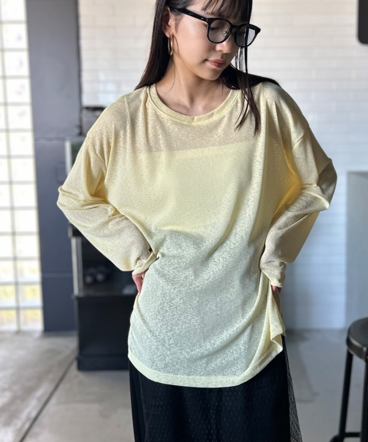 【アウトフィッター ラボ/Outfitter lab】のビッグシルエット シースルートップス インテリア・キッズ・メンズ・レディースファッション・服の通販 founy(ファニー)  ファッション Fashion レディースファッション Fashion for Women トップス・カットソー Cut & Sew Tops アウトドア Outdoor Clothing イエロー Yellow インナー Innerwear カーゴパンツ Cargo Pants, Utility Pants キャミソール Camisole, Spaghetti Strap Top シアー Sheer, See-Through シンプル Simple, Minimal ストレッチ Stretch, Stretchy Fabric タンク Tank Top, Sleeveless Top ダメージ Distressed, Destroyed デニム Denim, Jeans Material トレンド Trend, Trending Now 長袖 Long Sleeve, Full Sleeve パープル Purple, Violet ビッグ Big, Oversized ベスト Vest, Waistcoat ポケット Pocket, Pocket Detail マキシ Maxi, Full Length メンズ Men's, Menswear 無地 Plain, Solid Color ラベンダー Lavender おすすめ Recommended / Our Picks 夏 Summer 二次会 After Party ビジネス 仕事 通勤 Business / Work / Commuting イエロー|ID: prp329100004751633 ipo3291000000034360422