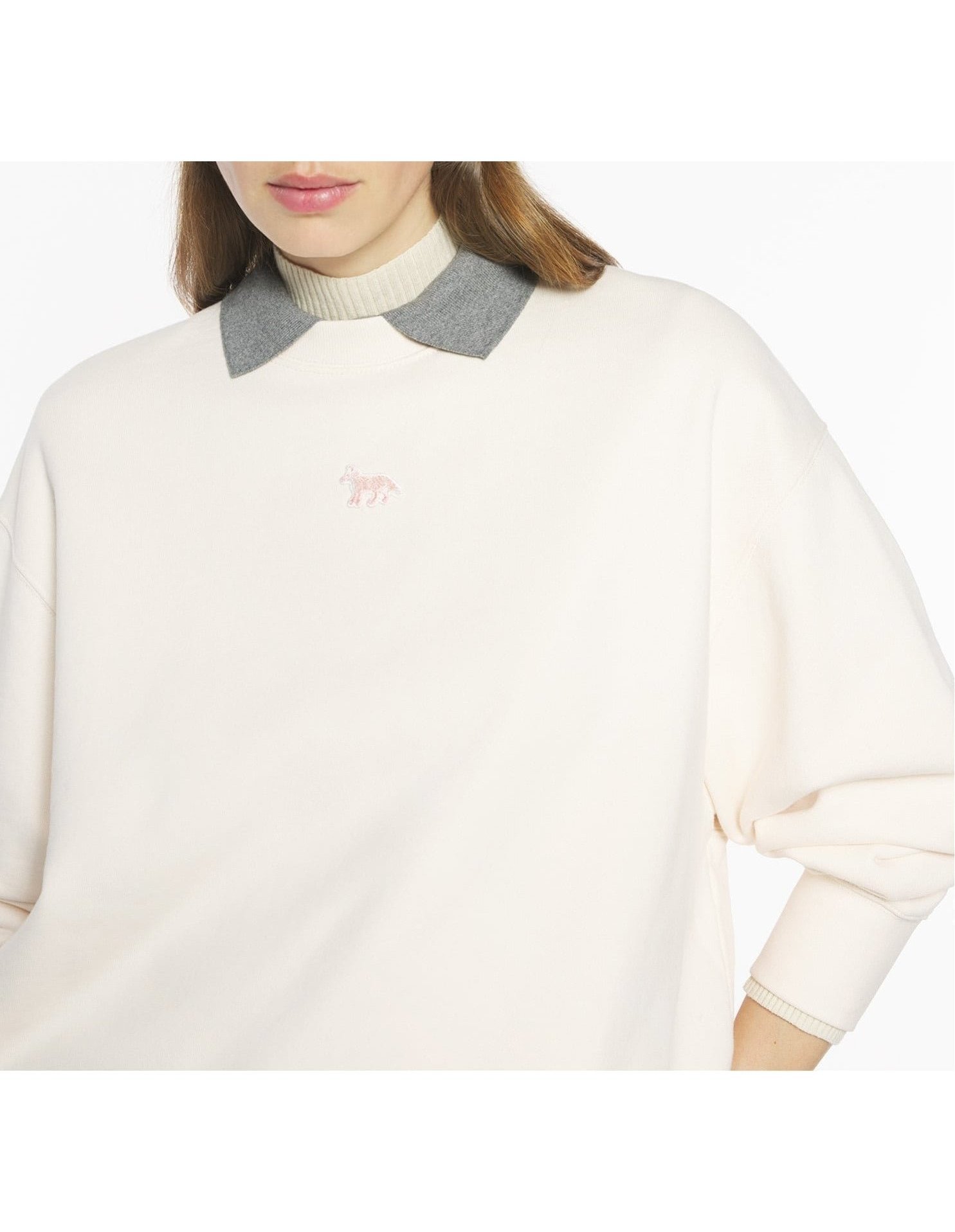 【メゾン キツネ/MAISON KITSUNE】のMAISON KITSUNE/BABY FOX OVERSIZE SWEATSHIRT インテリア・キッズ・メンズ・レディースファッション・服の通販 founy(ファニー)  ファッション Fashion レディースファッション Fashion for Women トップス・カットソー Cut & Sew Tops シャツ・ブラウス・オフィスカジュアル Elegant Blouses & Button-Ups レディースパーカー・カジュアルフーディー Casual Hoodies & Sweatshirts ロングTシャツ・Tシャツ Longline T-Shirts & Tees スウェット・クルーネックトップス Sweatshirts & Crewnecks / Relaxed Fit Sweat Tops 冬 Winter / This Winter パッチ Patch, Appliqué フレンチ French, French Style エレガント 上品 Elegant 無地 Plain, Solid Color A/W・秋冬 Autumn/Winter PEARL PINK|ID: prp329100004751773 ipo3291000000034362104